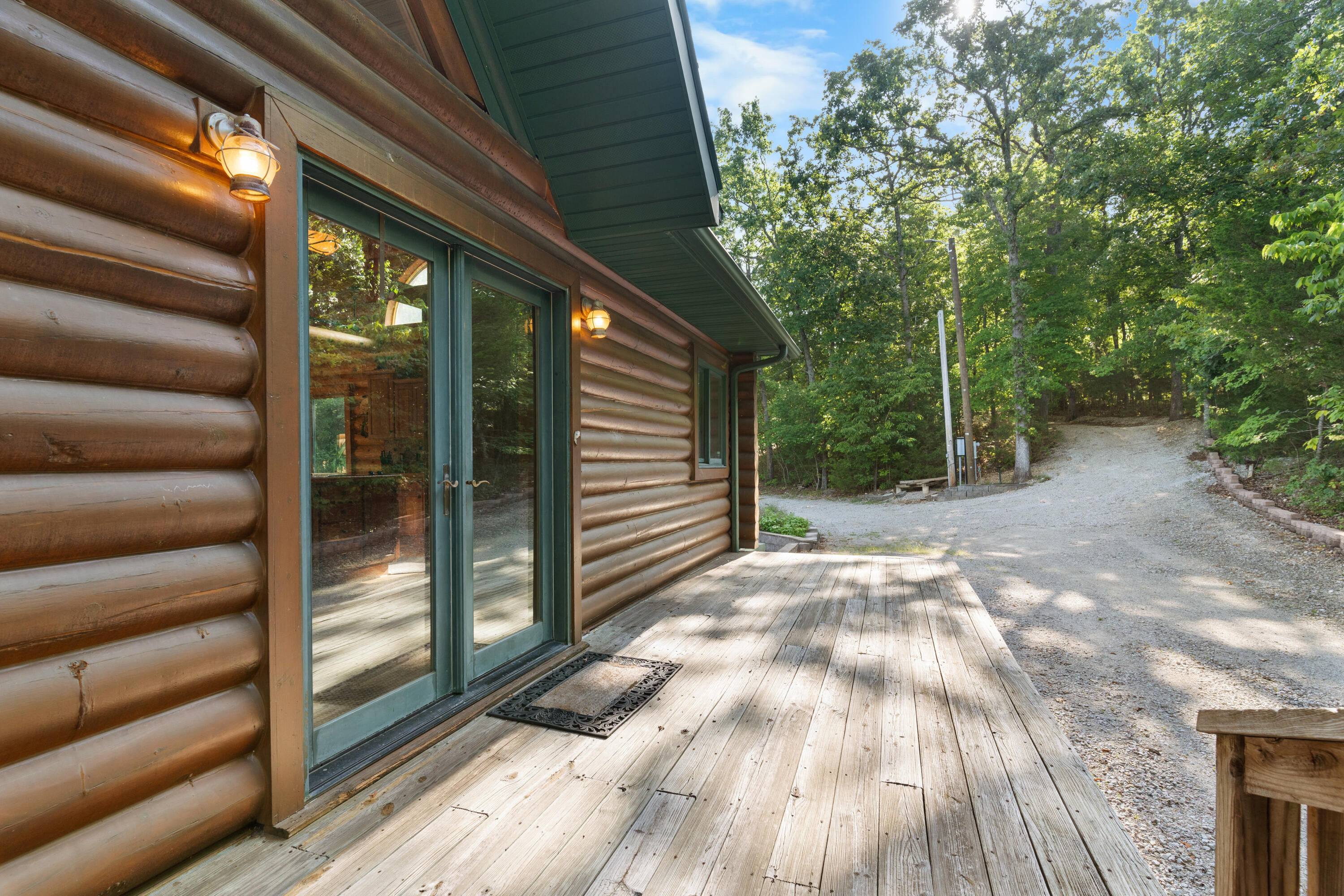 1829 Pokeberry Lane Property Photo 7
