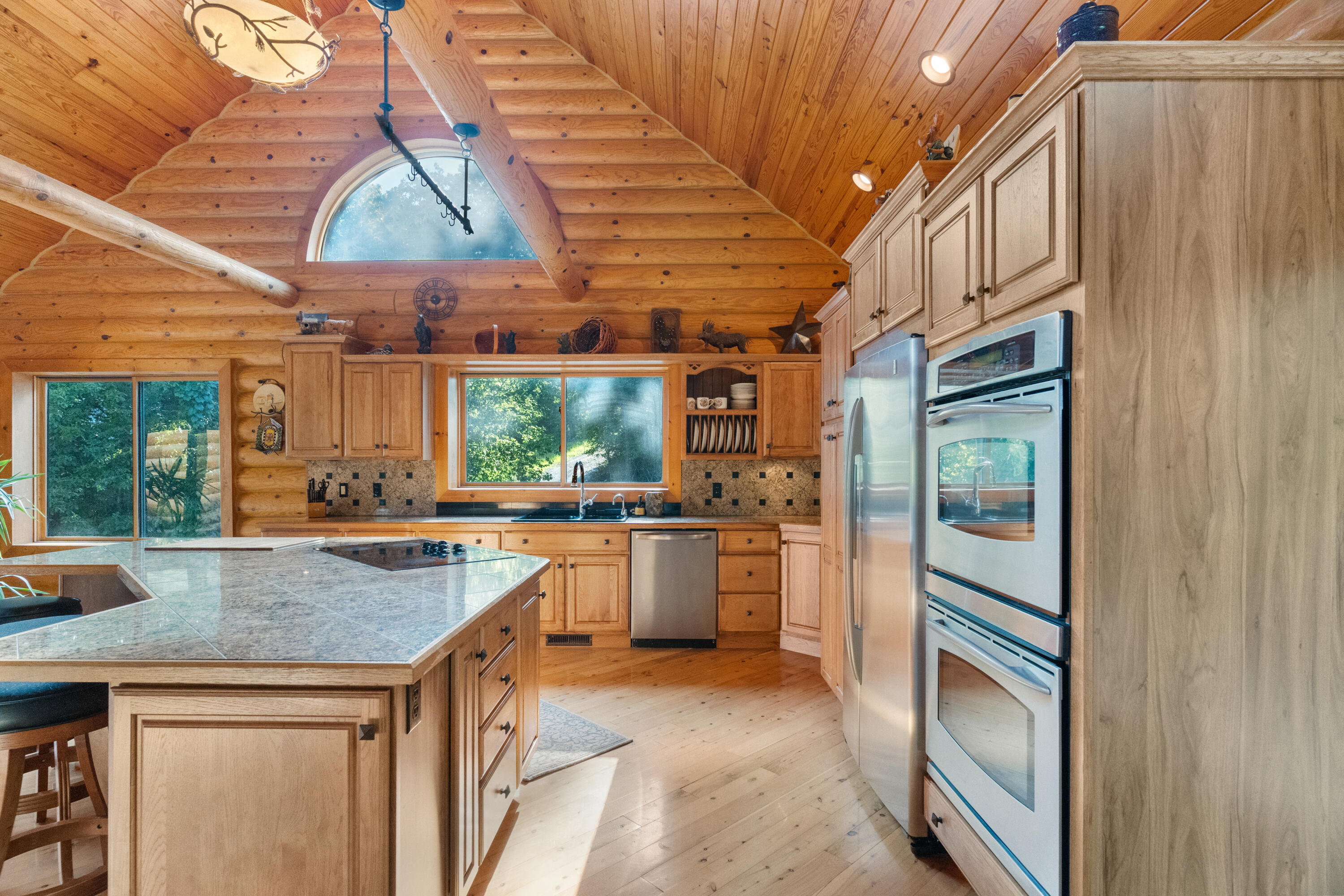 1829 Pokeberry Lane Property Photo 14