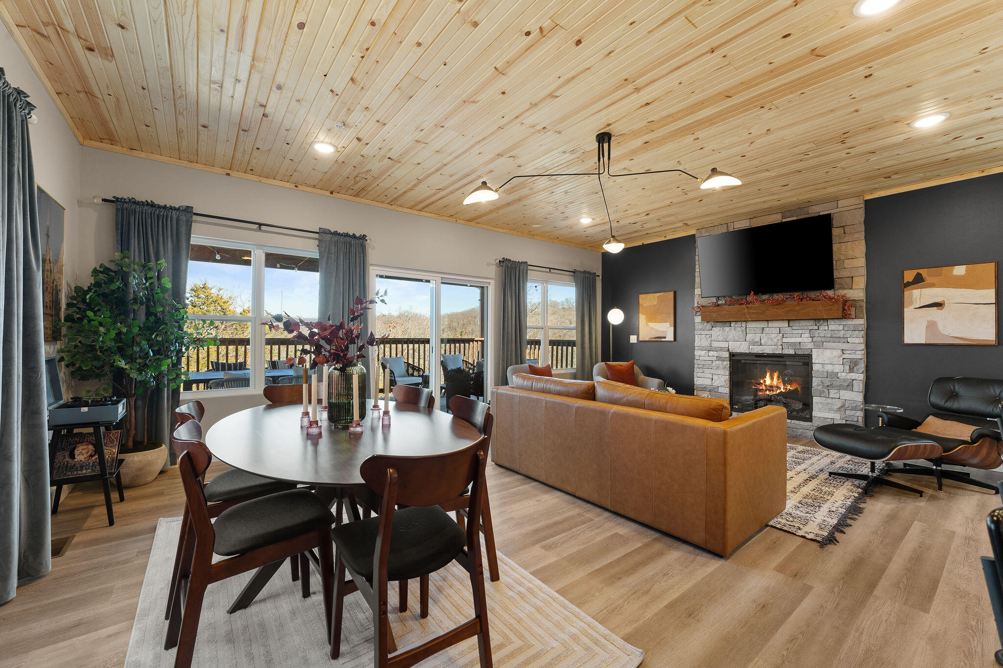 140 David Shawn Drive Property Photo 14