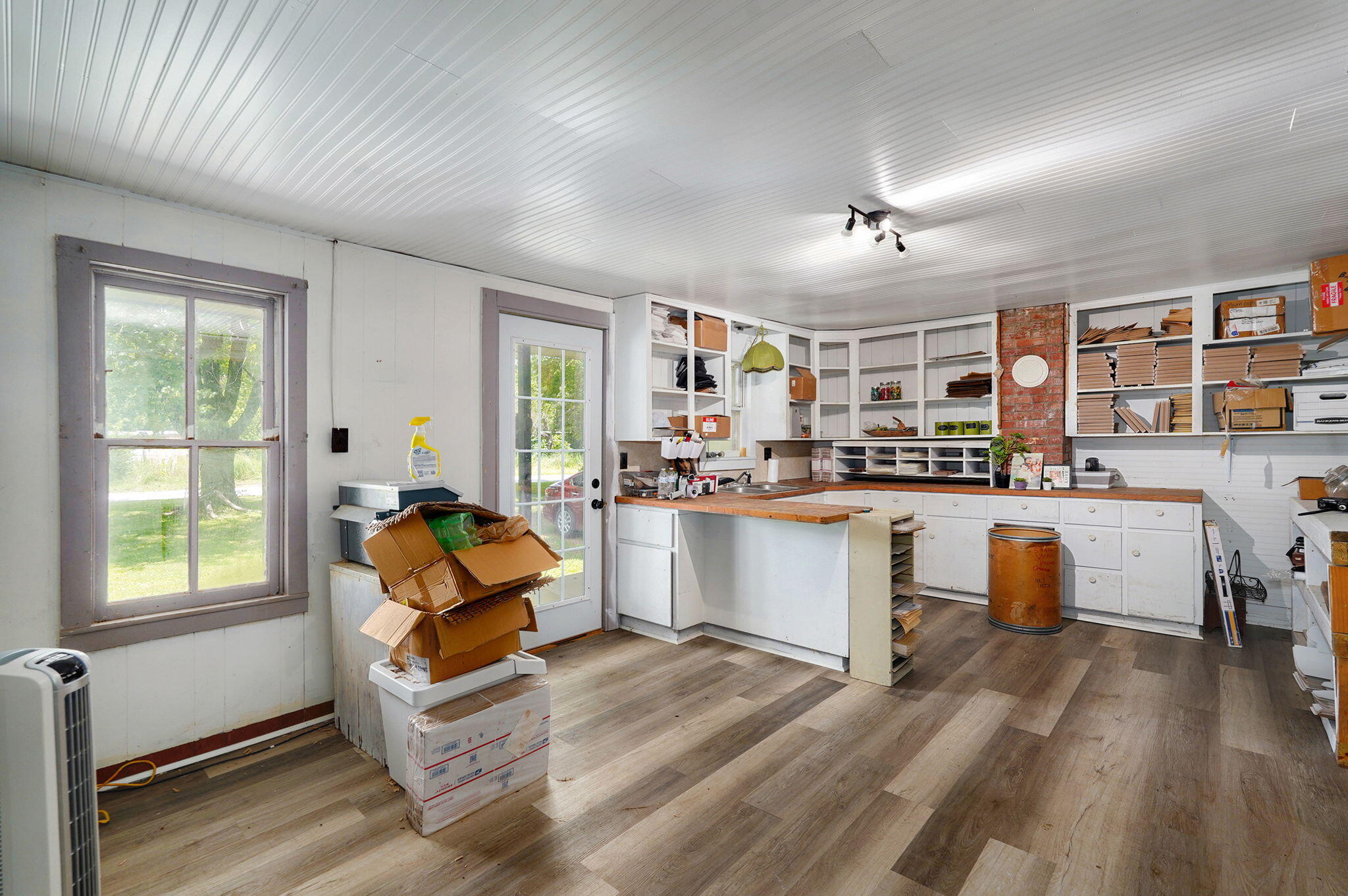 000 East 475th Road Property Photo 6