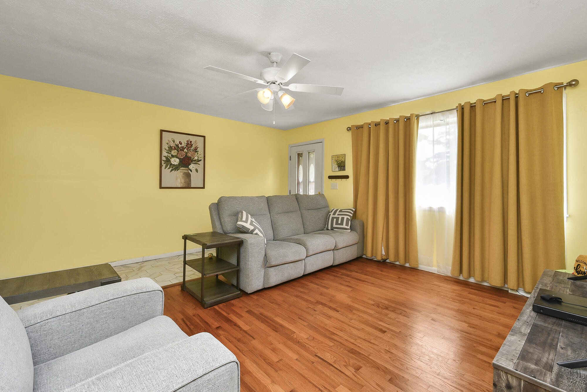 613 South Miller Road Property Photo 5