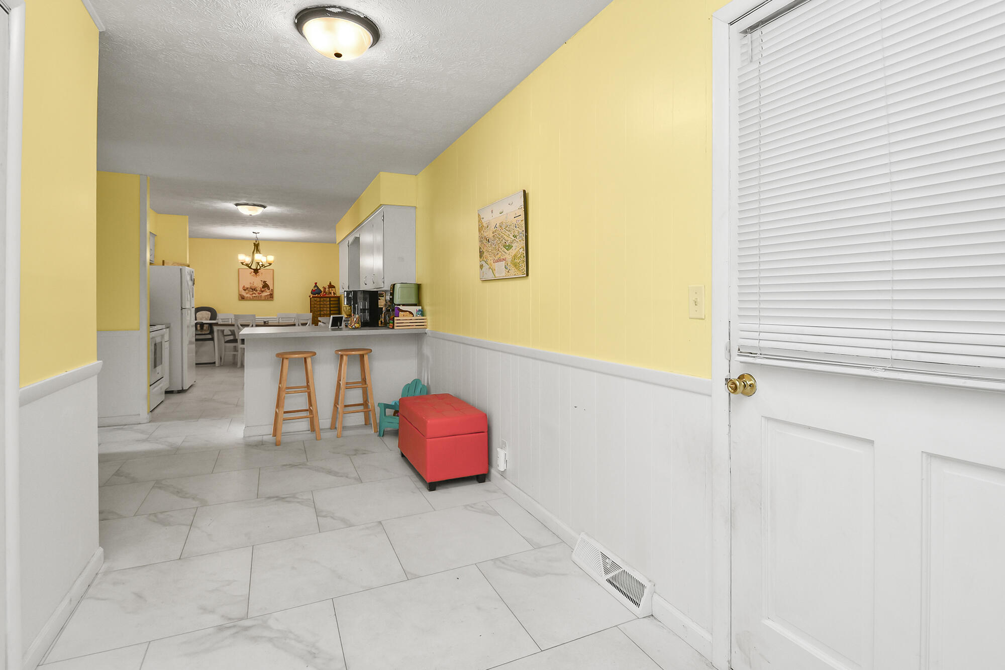 613 South Miller Road Property Photo 15