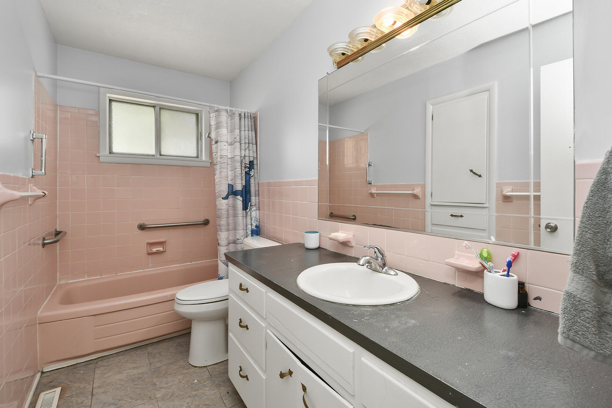 613 South Miller Road Property Photo 25