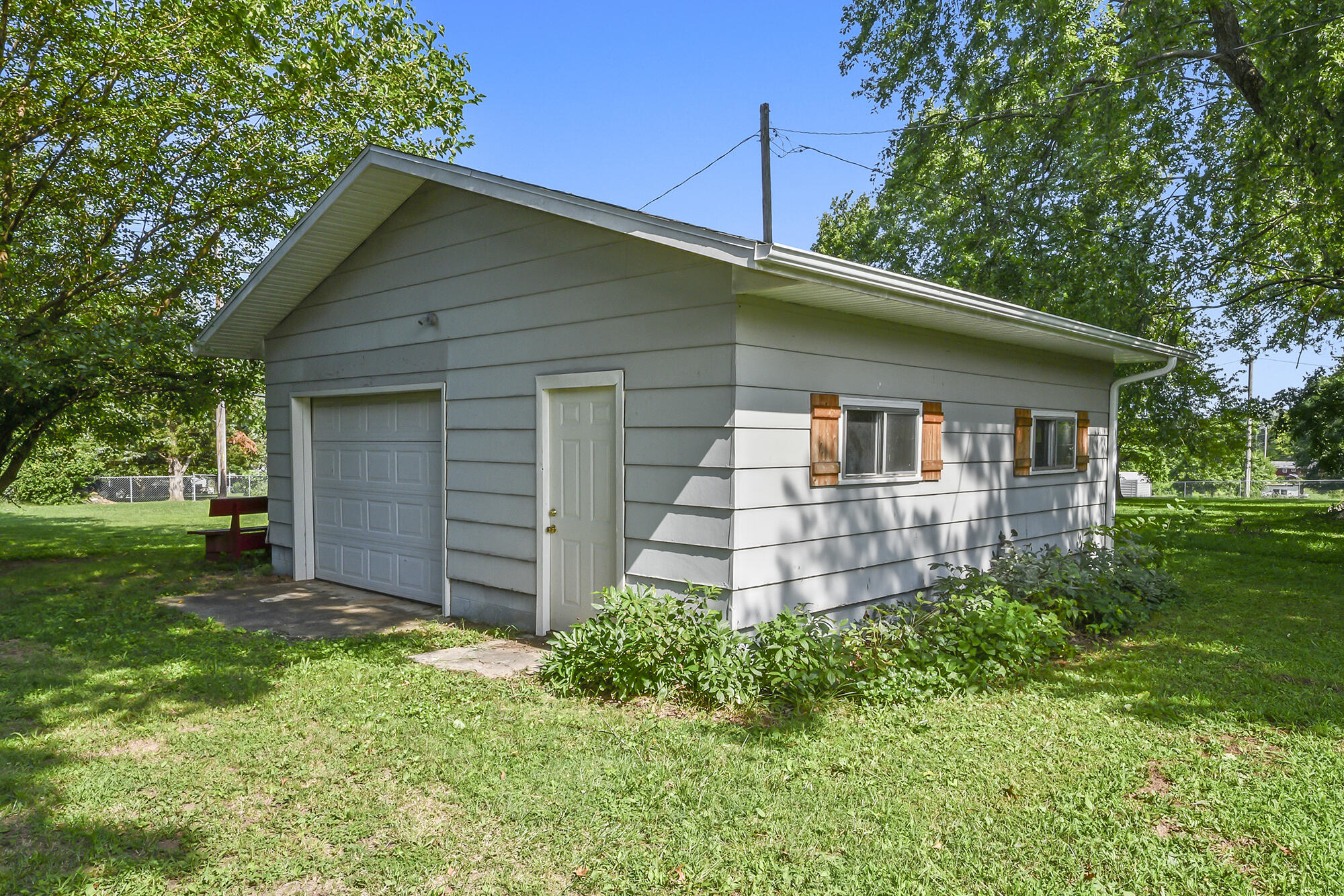 613 South Miller Road Property Photo 31