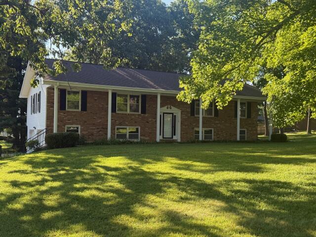 1158 Chateau Drive Property Photo 1