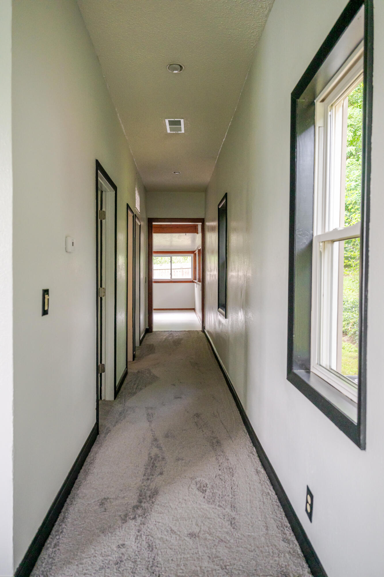 207 North Gibbs Avenue Property Photo 10