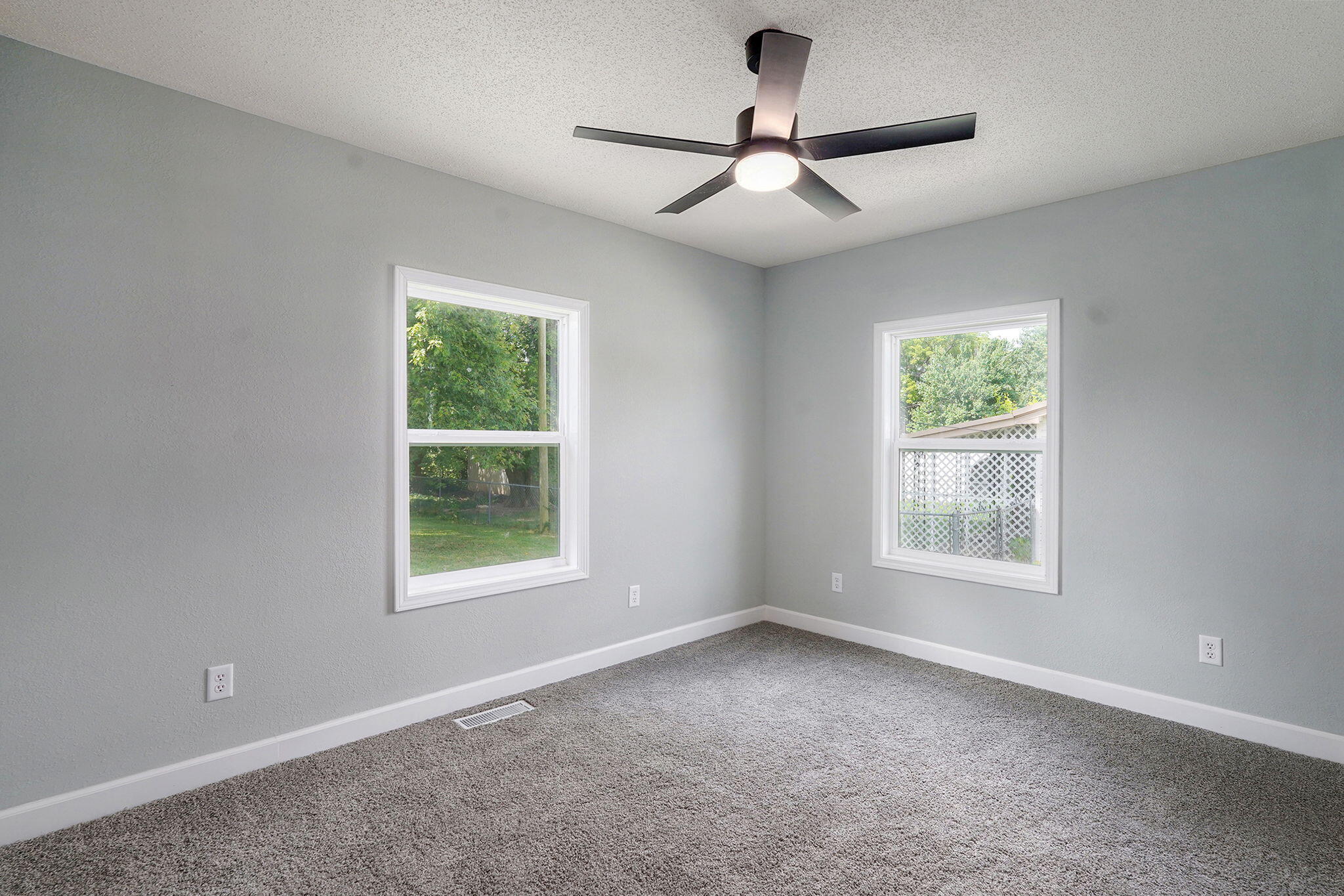 116 East Hadley Street Property Photo 13