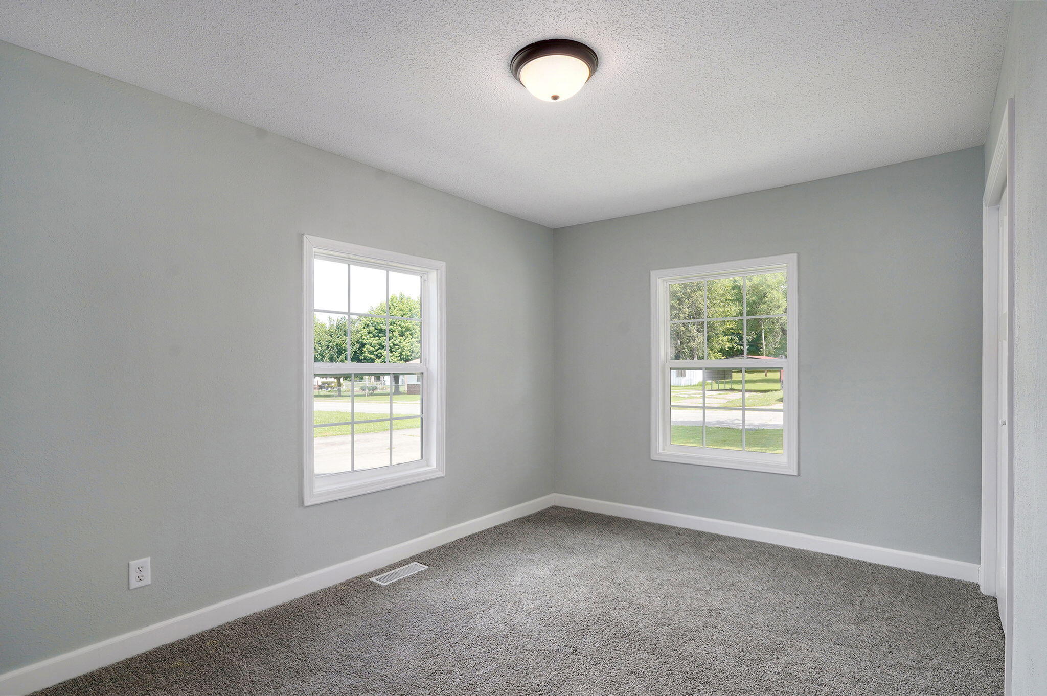 116 East Hadley Street Property Photo 15