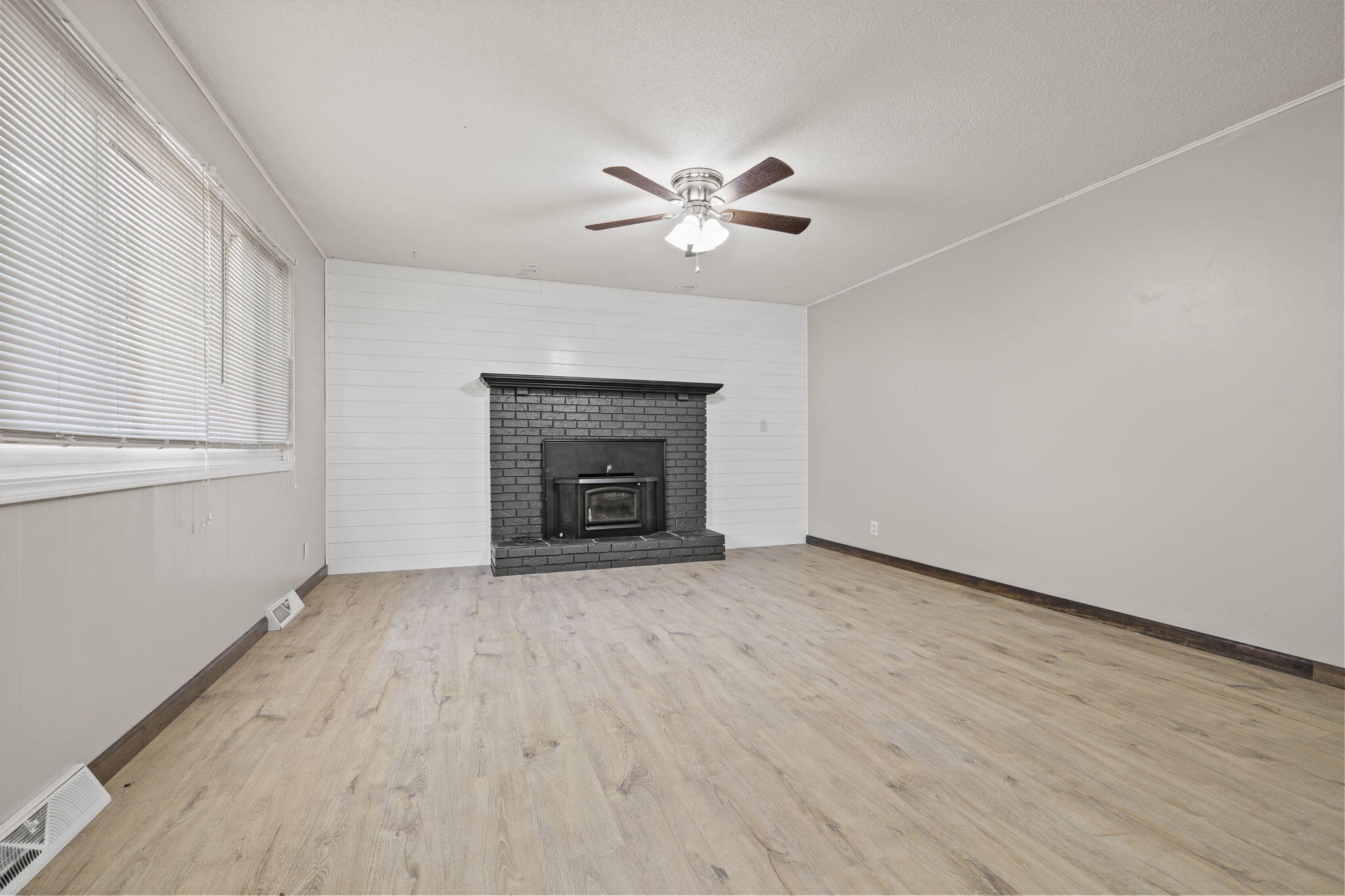 814 East Rodgers Street Property Photo 4