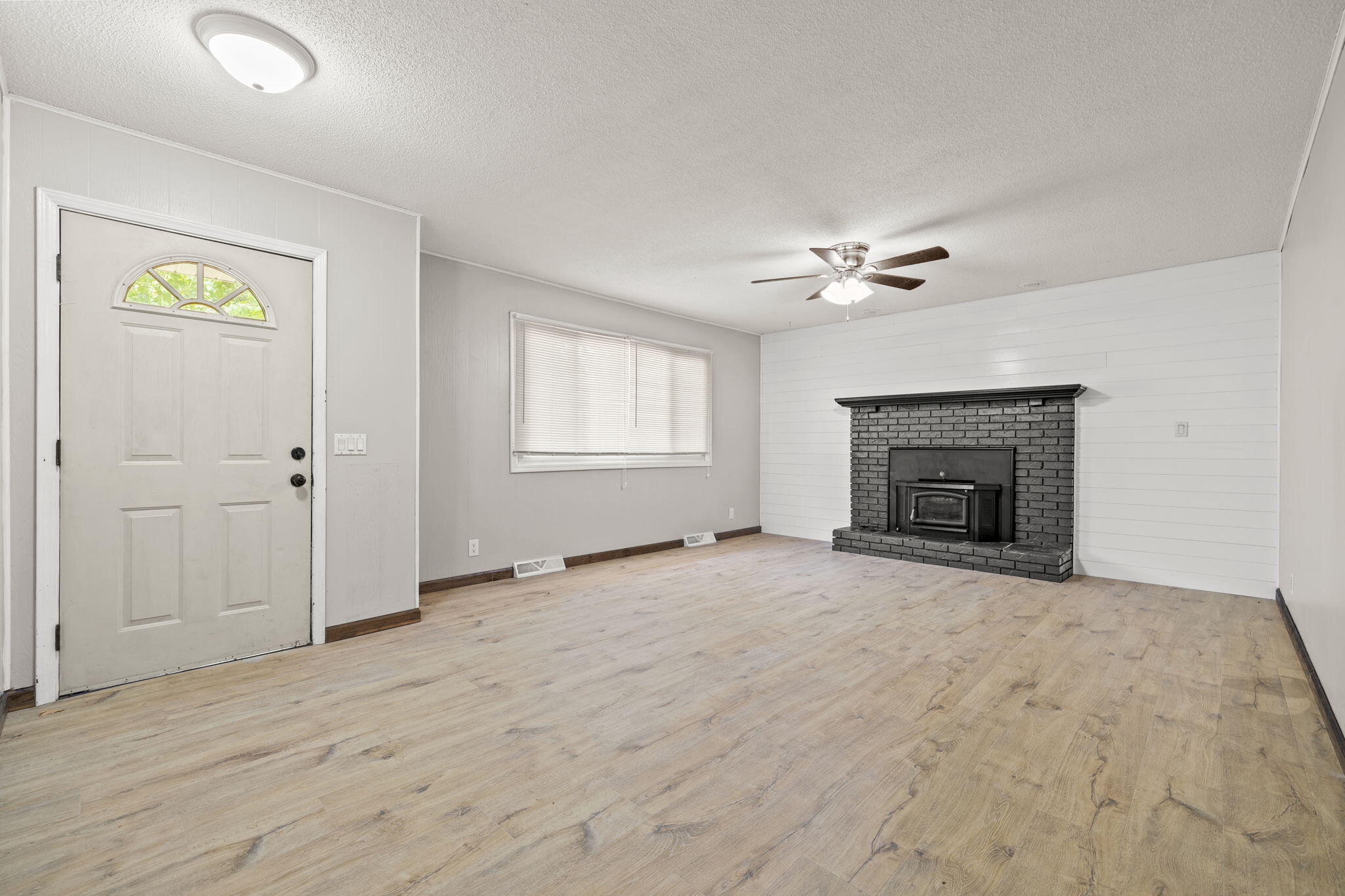 814 East Rodgers Street Property Photo 5