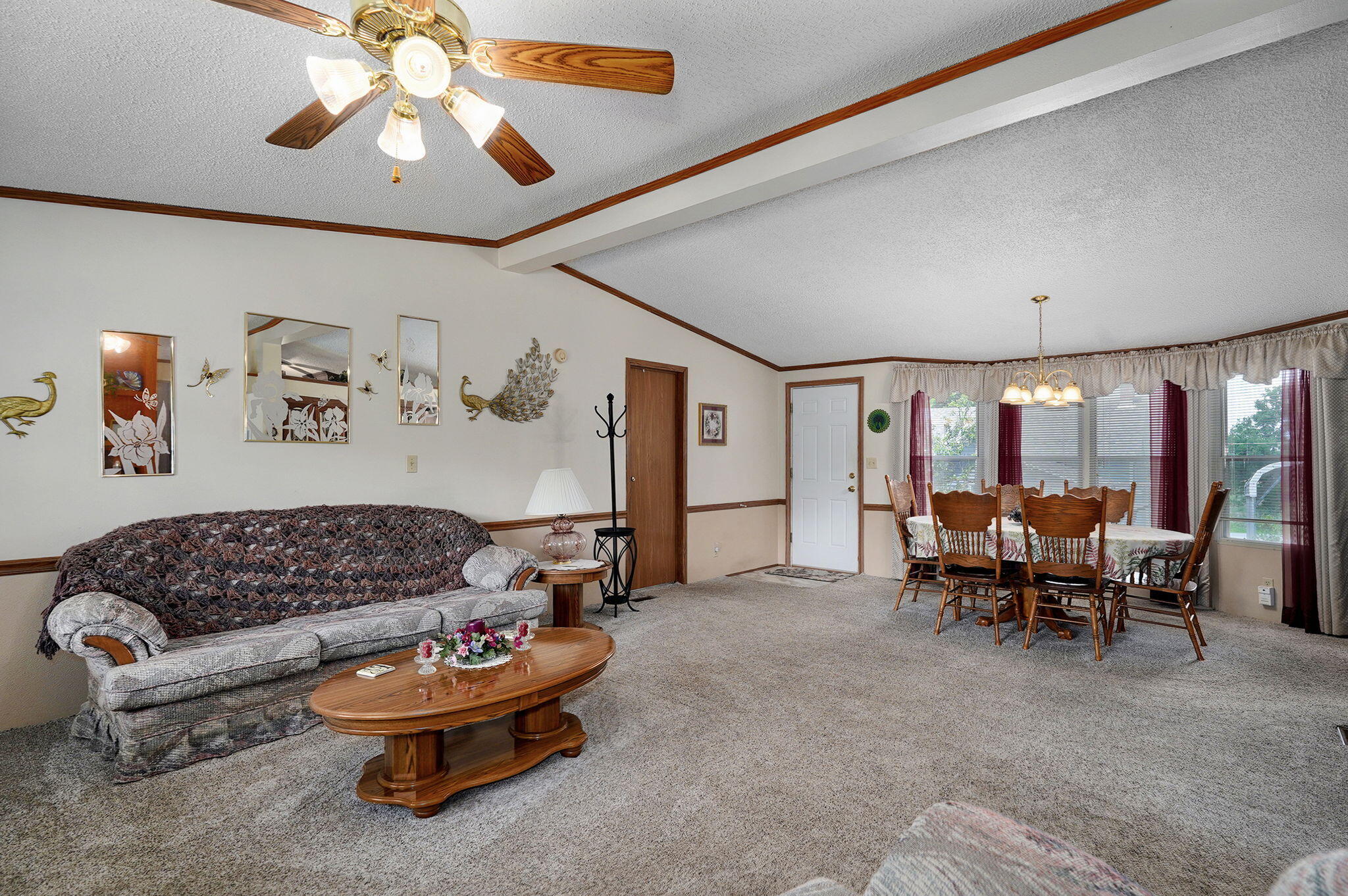 12356 Lawrence 1150 Property Photo 5