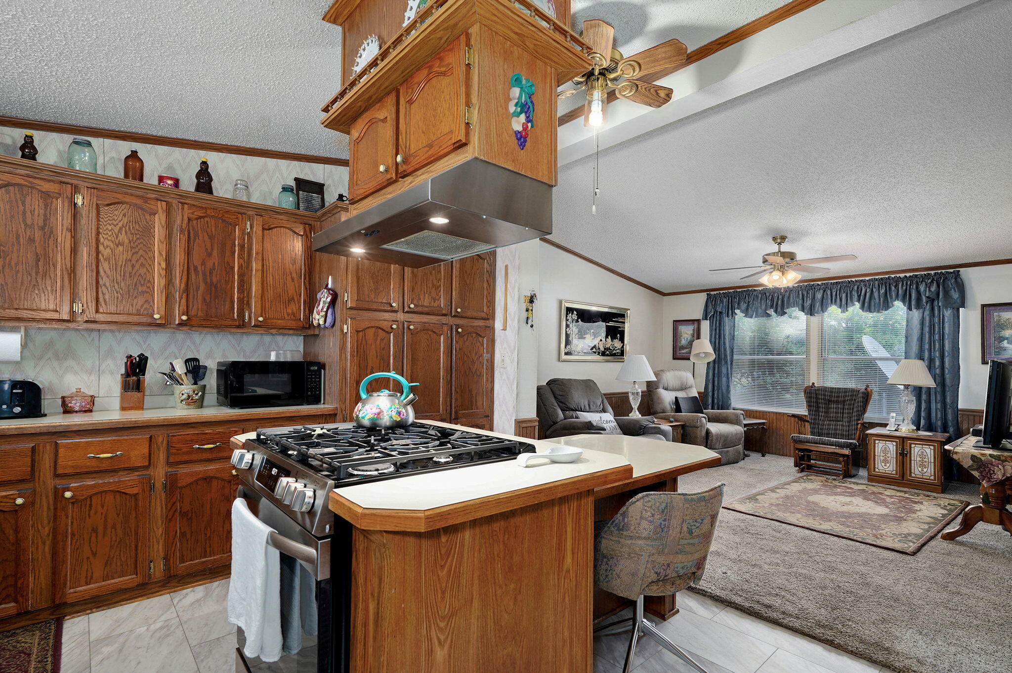 12356 Lawrence 1150 Property Photo 12