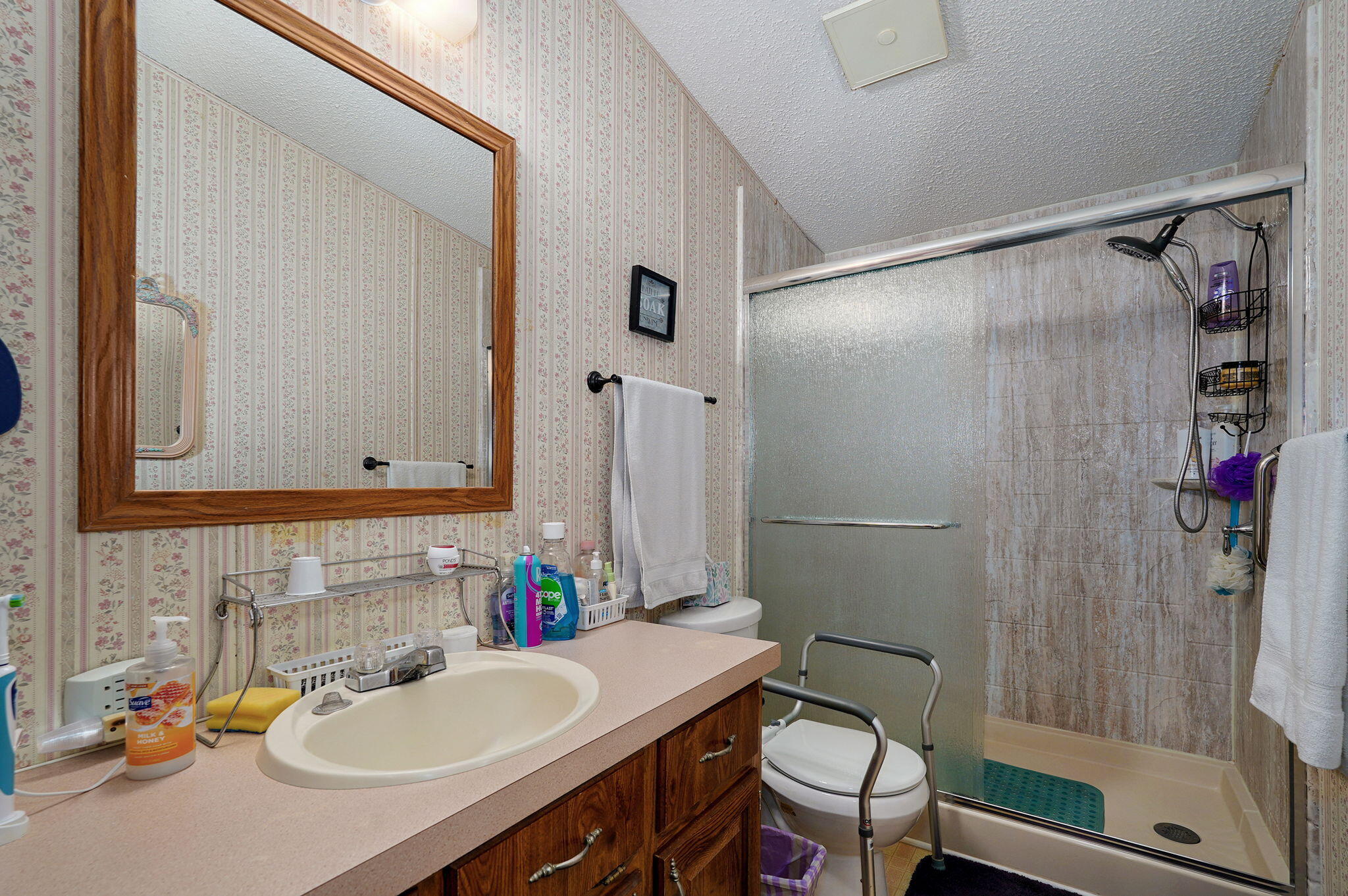 12356 Lawrence 1150 Property Photo 18