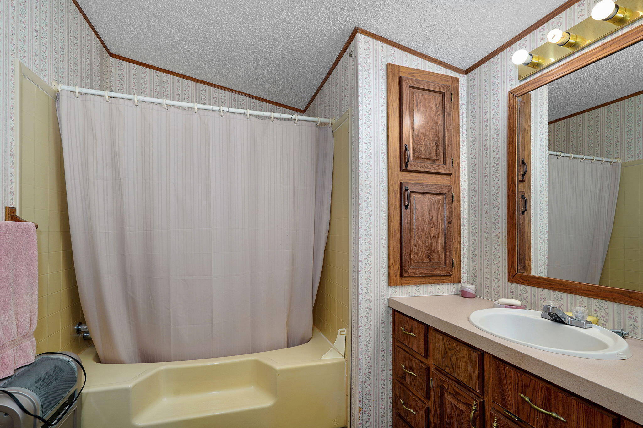 12356 Lawrence 1150 Property Photo 22