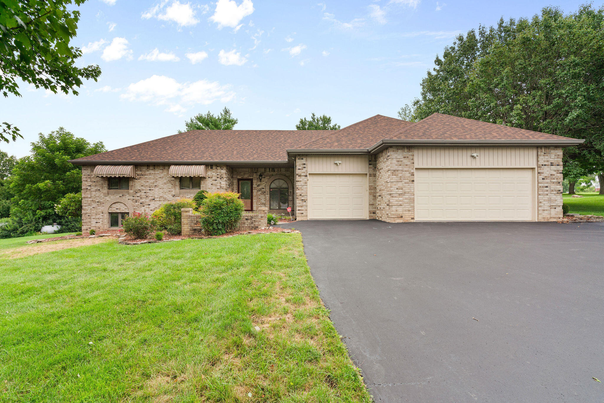 2050 North Steeple Chase Court Property Photo 1