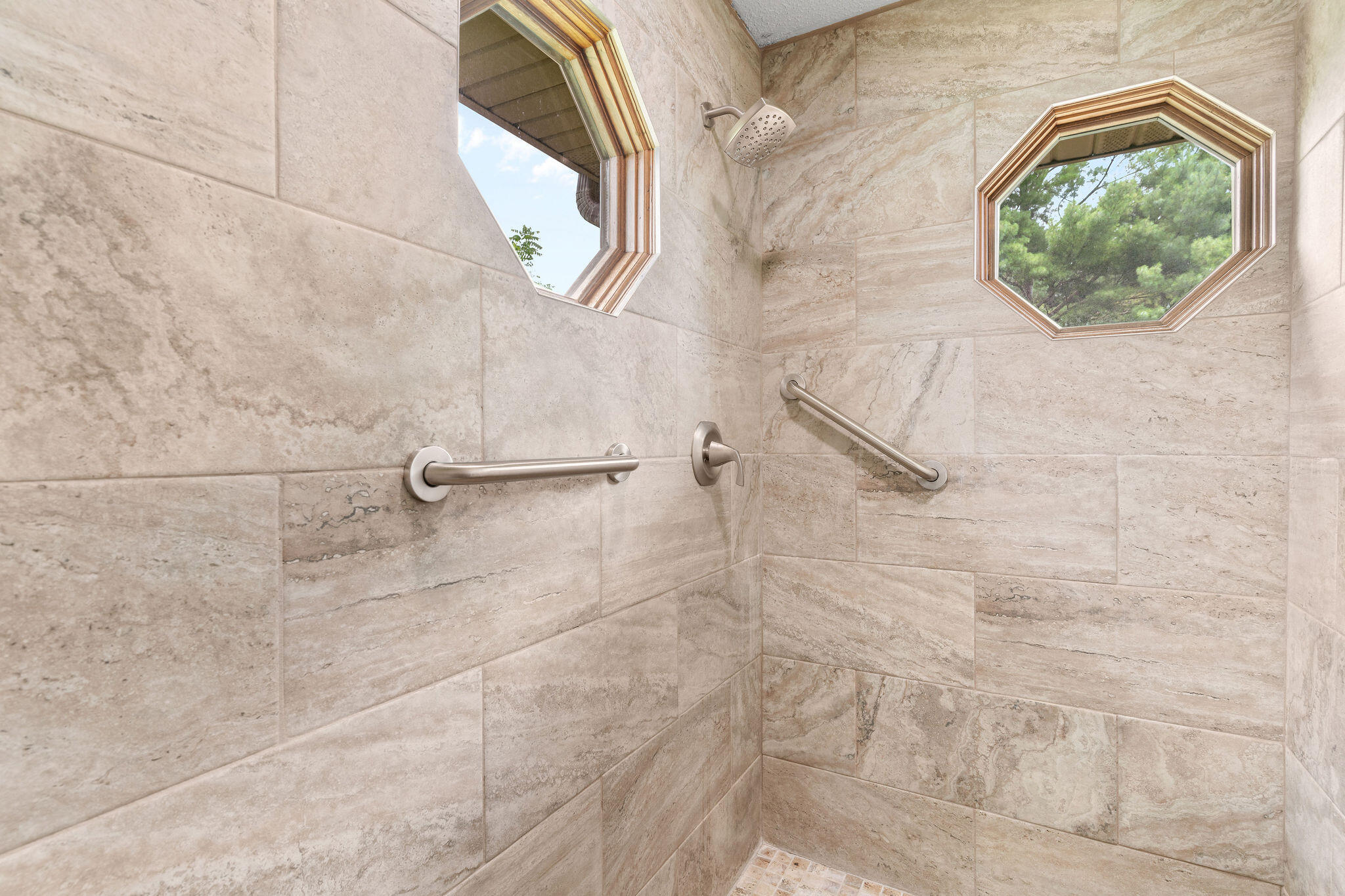2050 North Steeple Chase Court Property Photo 24