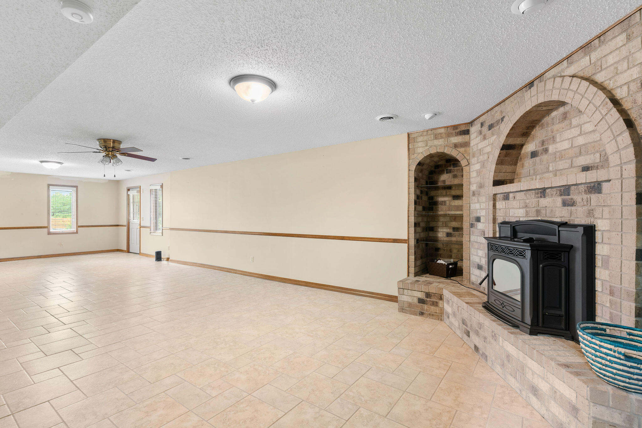 2050 North Steeple Chase Court Property Photo 27