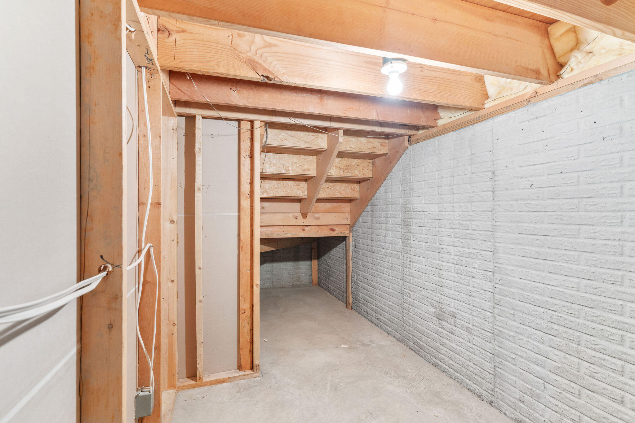 2050 North Steeple Chase Court Property Photo 31