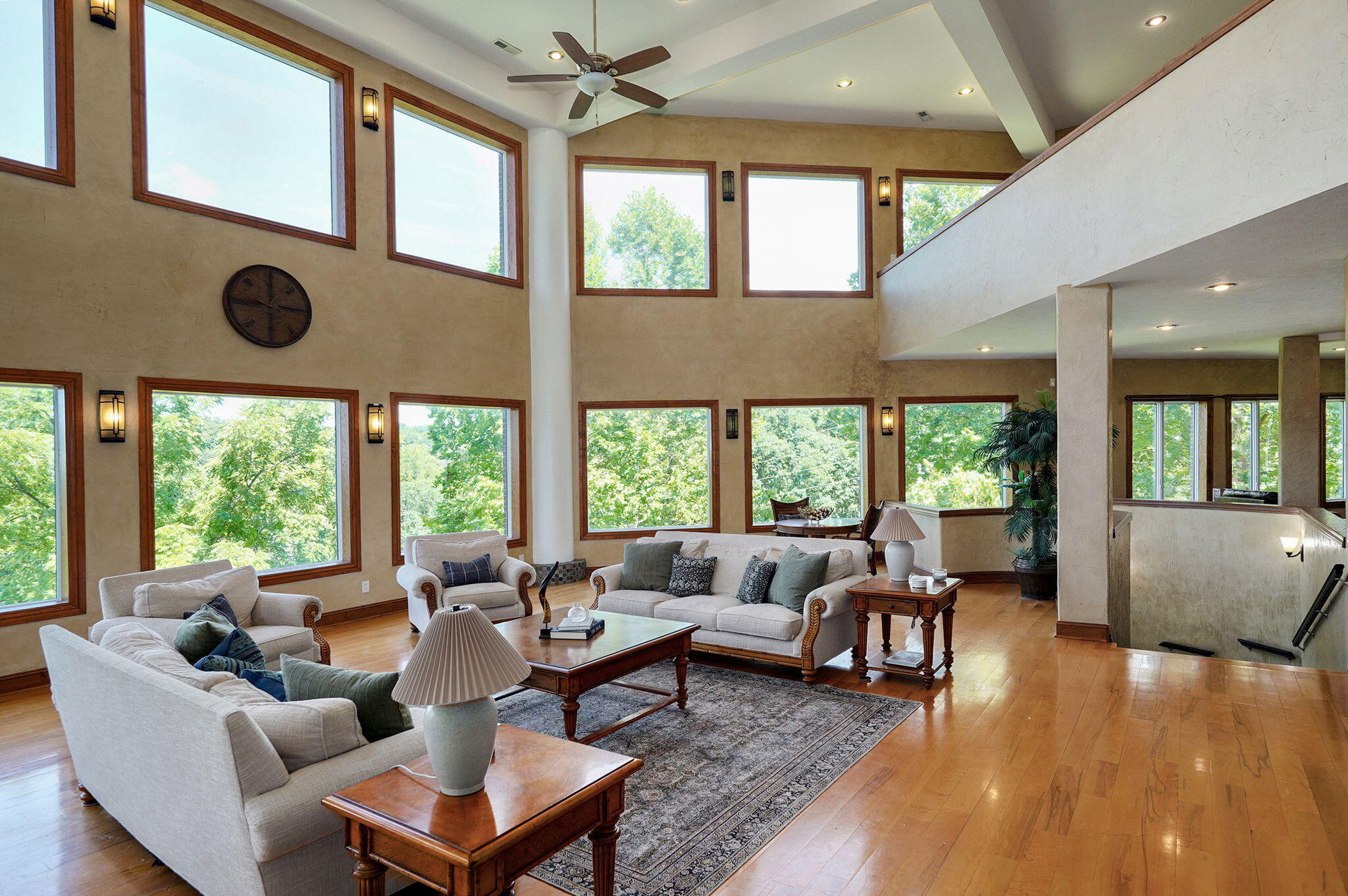 7906 West Farm Road 94 Property Photo 13