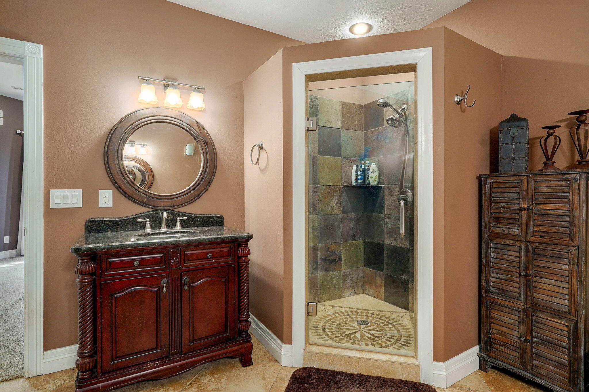 7906 West Farm Road 94 Property Photo 27