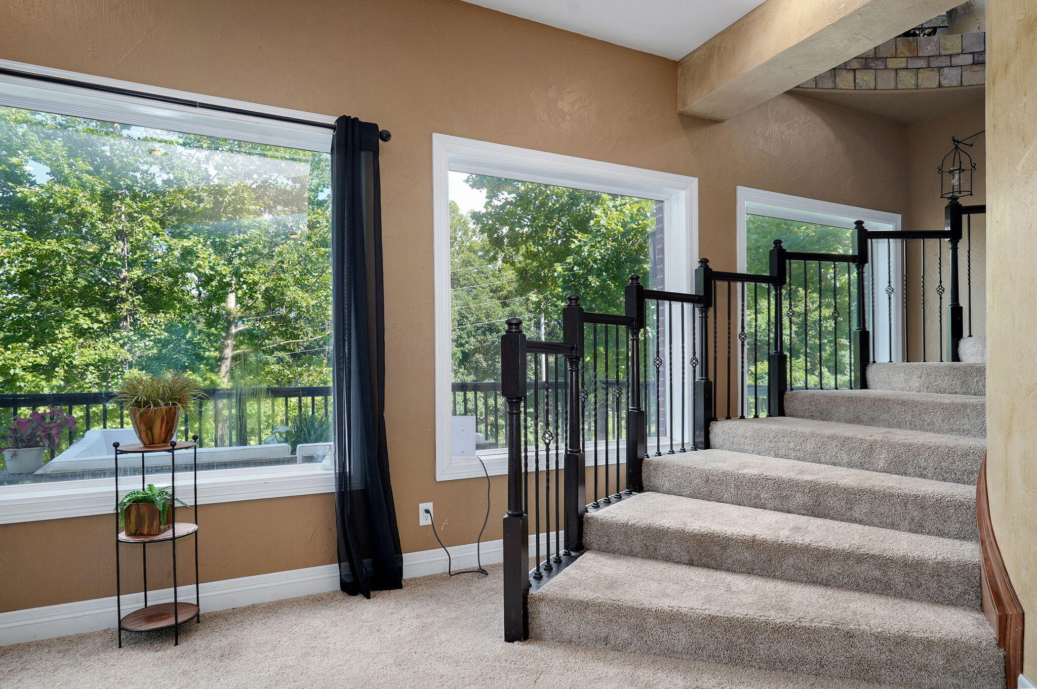 7906 West Farm Road 94 Property Photo 35