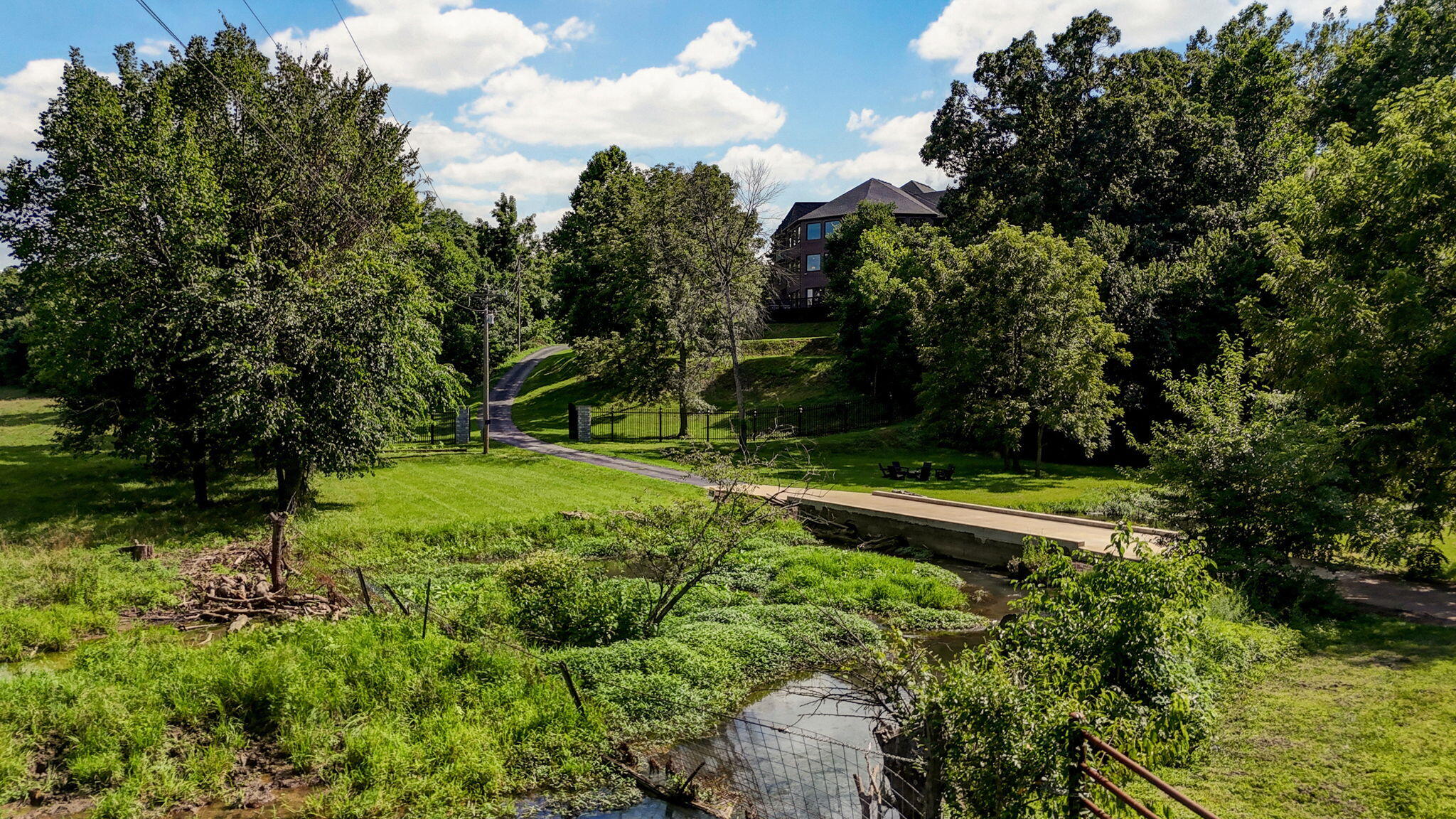 7906 West Farm Road 94 Property Photo 55