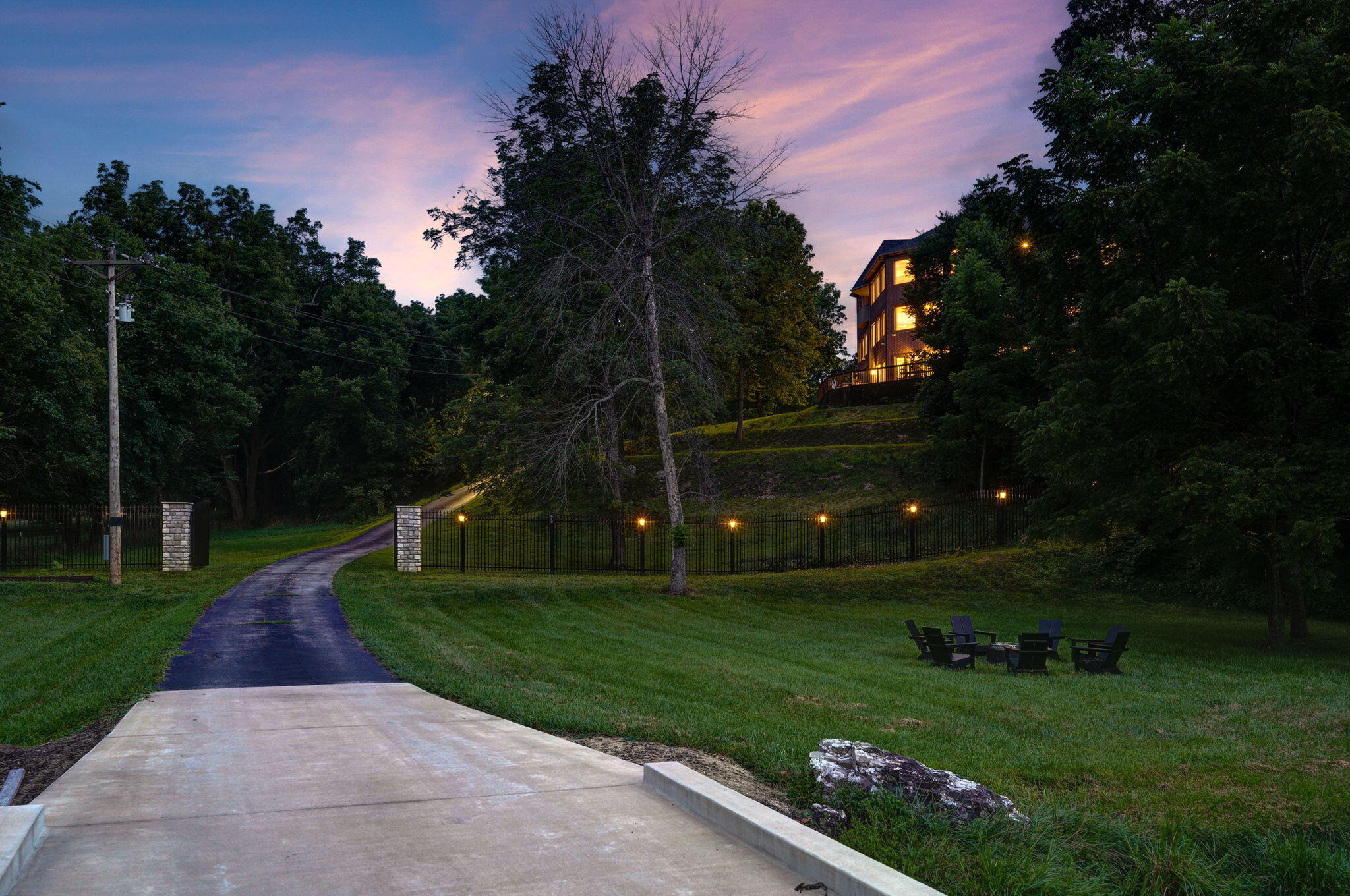 7906 West Farm Road 94 Property Photo 79