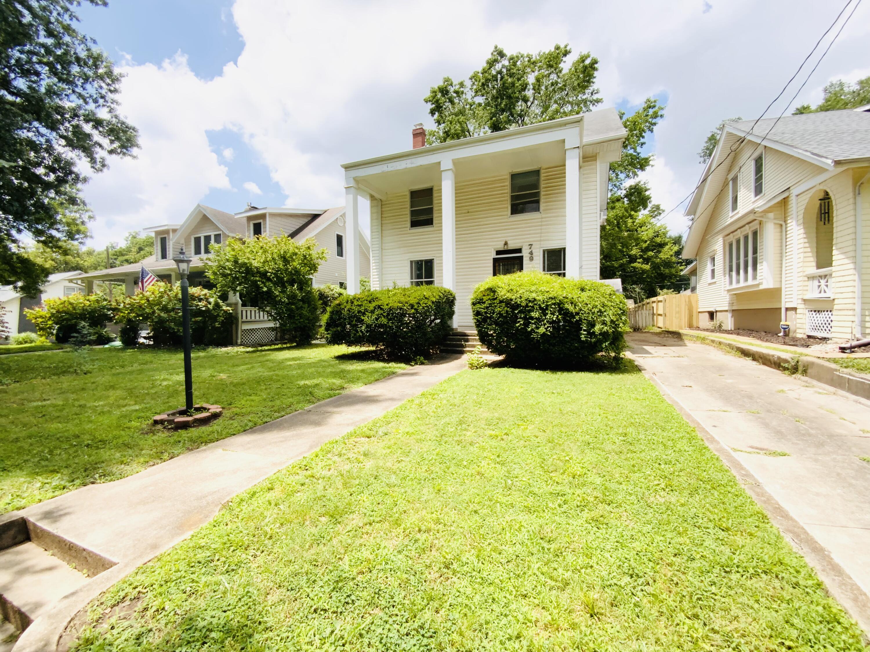 749 South Pickwick Avenue Property Photo 1