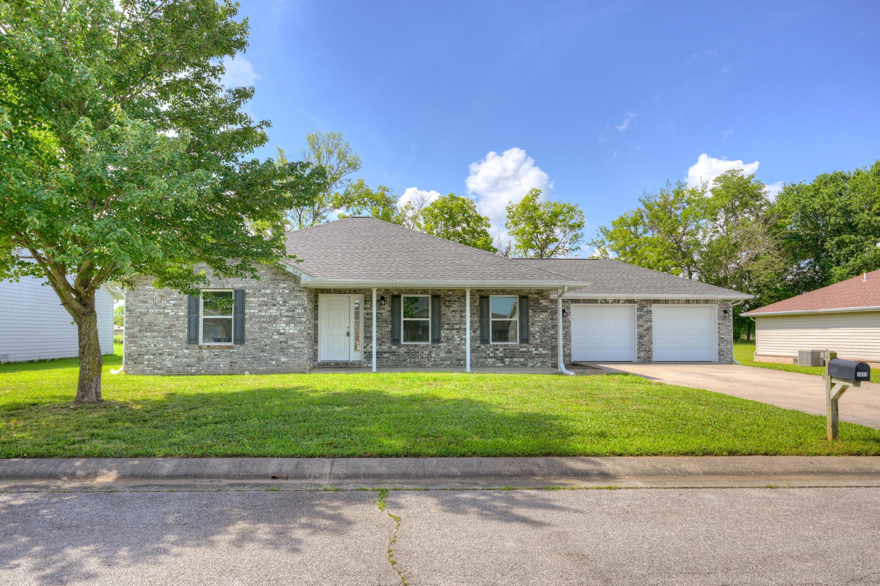 1412 Wyndham Lane Property Photo 1