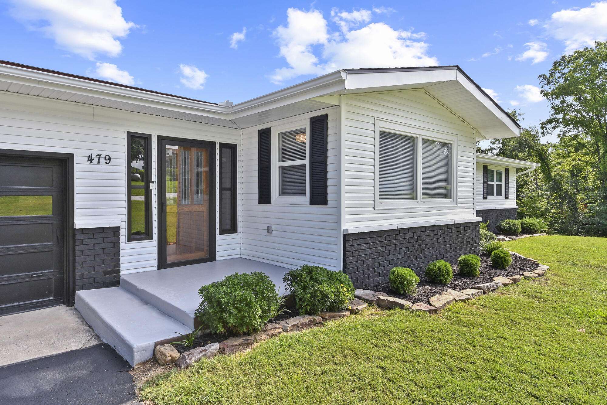 479 Mclean Road Property Photo 4