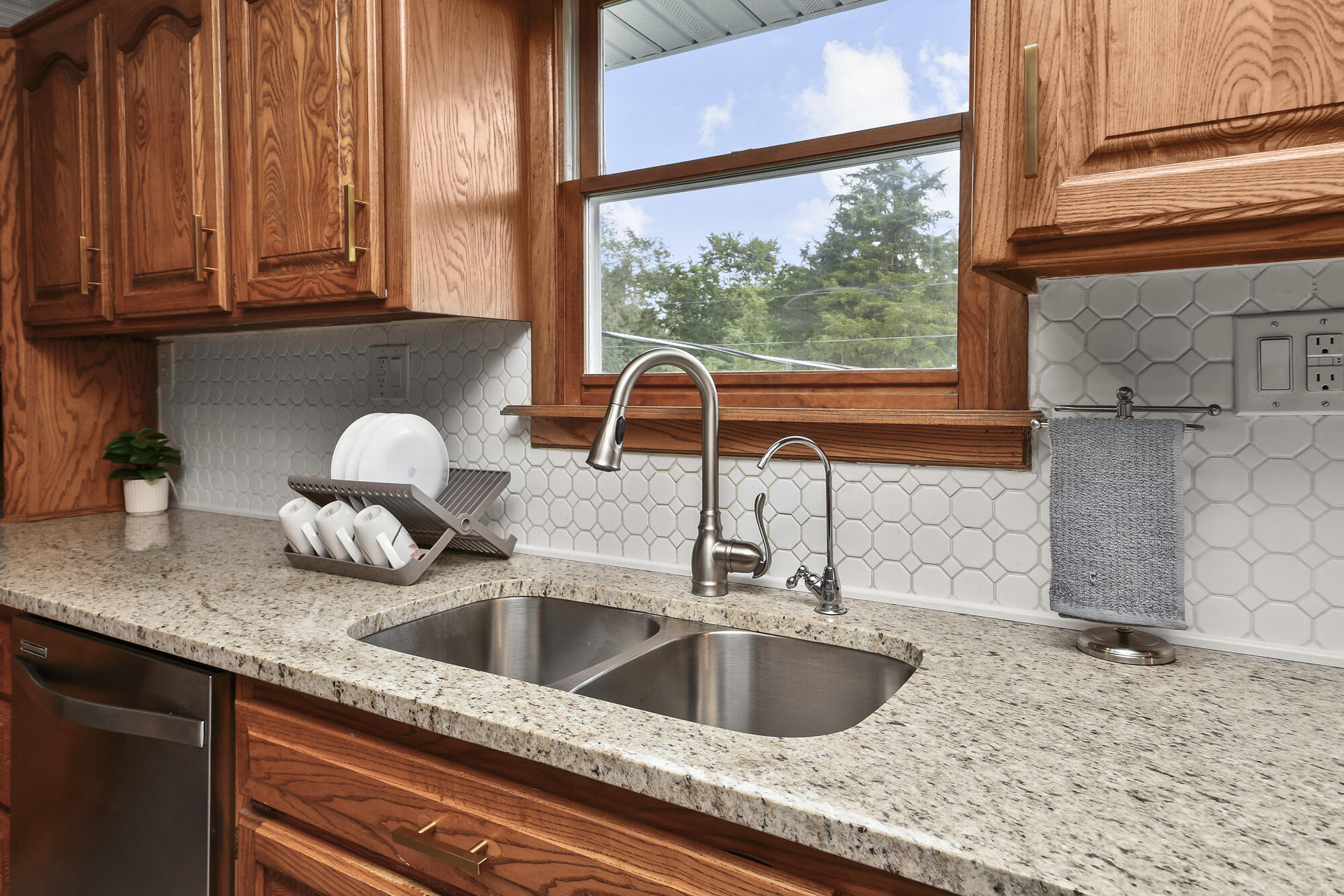 479 Mclean Road Property Photo 16