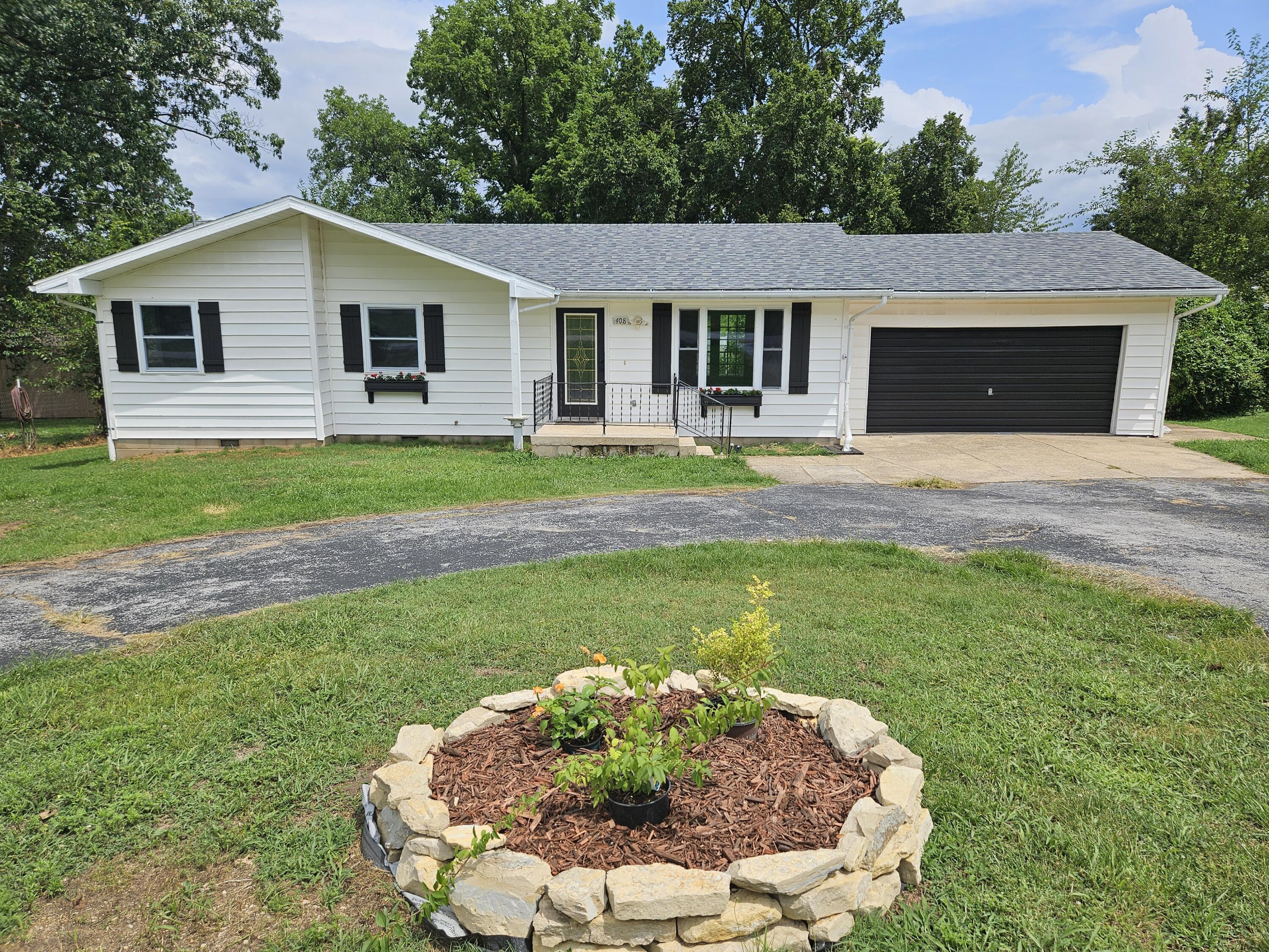 408 Bunch Avenue Property Photo 1