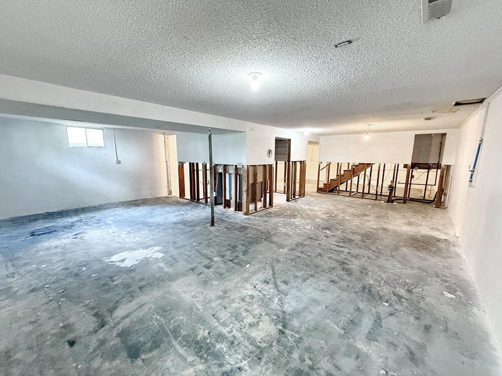 1406 South Summer Street Property Photo 17
