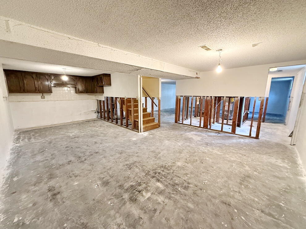 1406 South Summer Street Property Photo 20