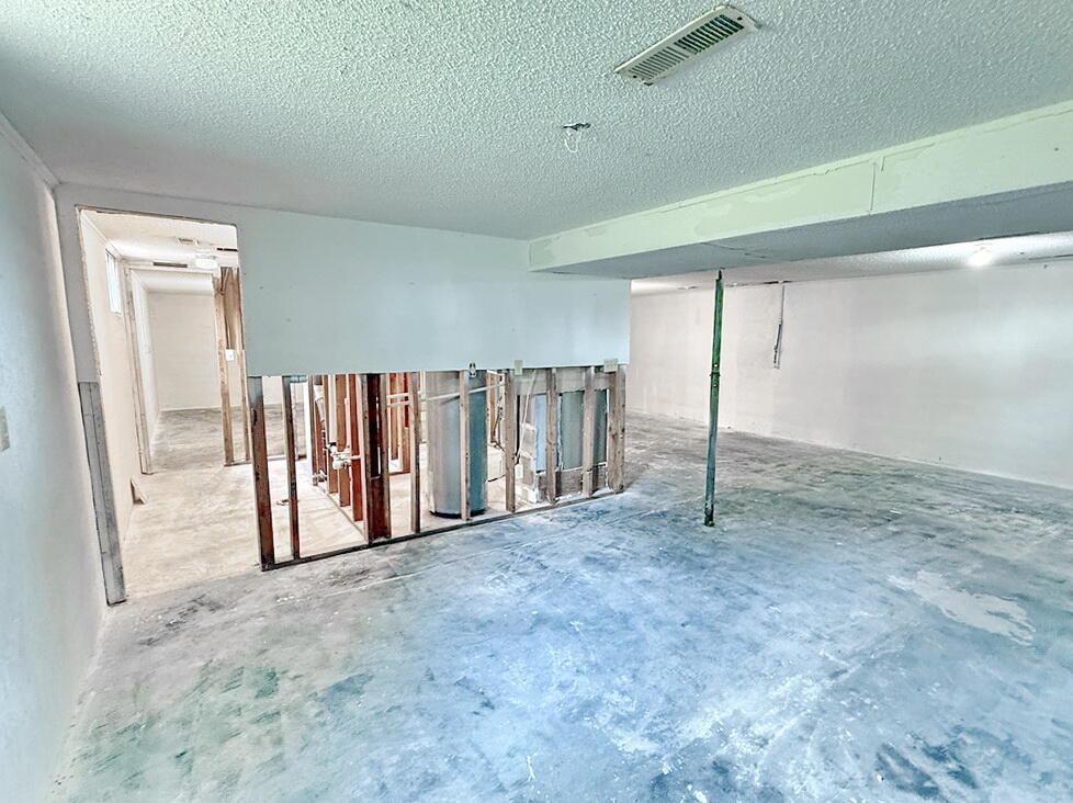 1406 South Summer Street Property Photo 21