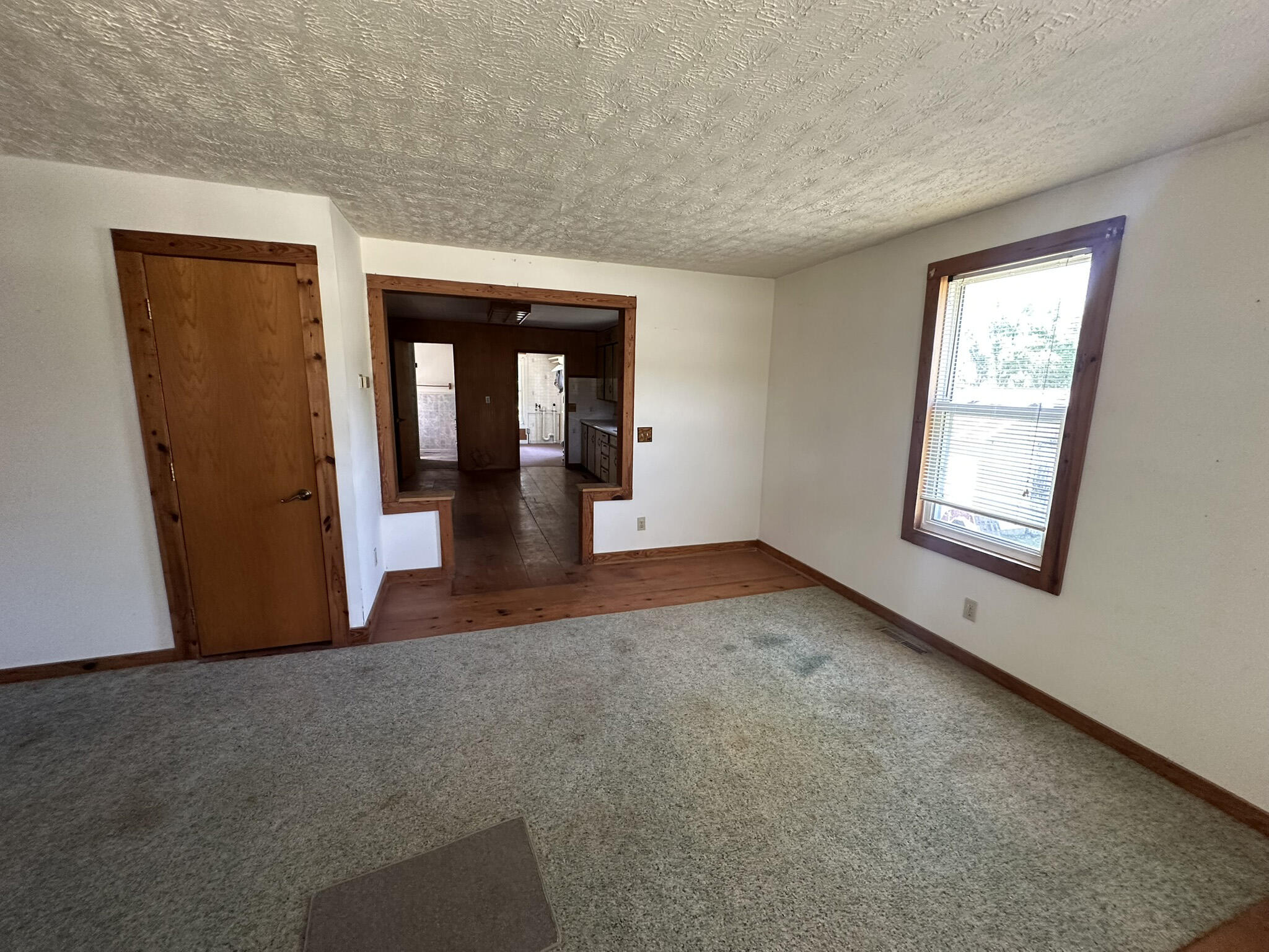 11173 North Farm Rd 75 Property Photo 2