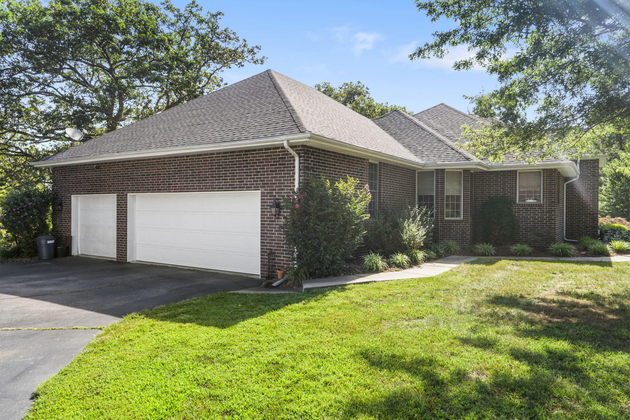 1663 West Riverfork Drive Property Photo 3