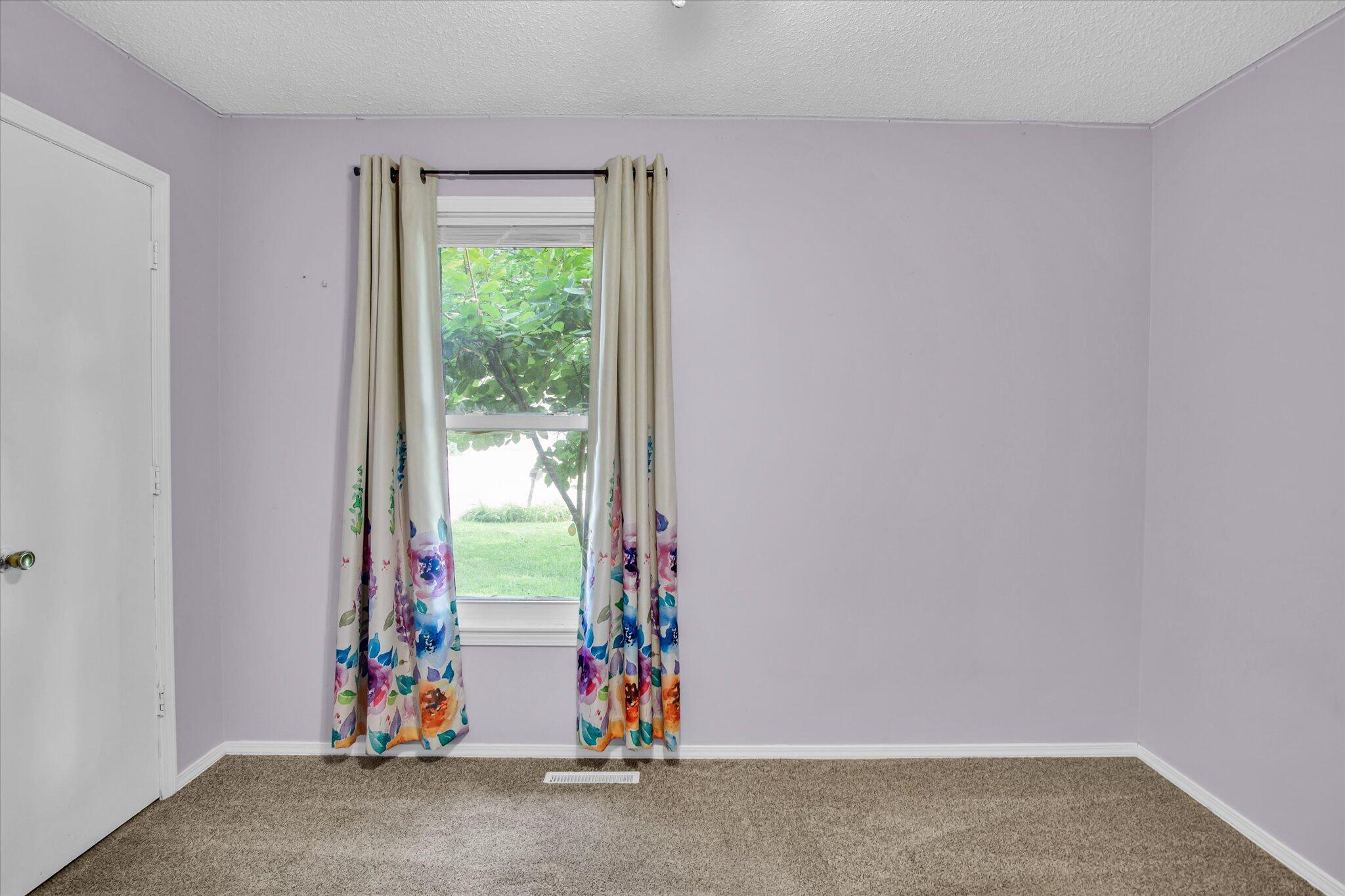 2926 East Eastwood Street Property Photo 18