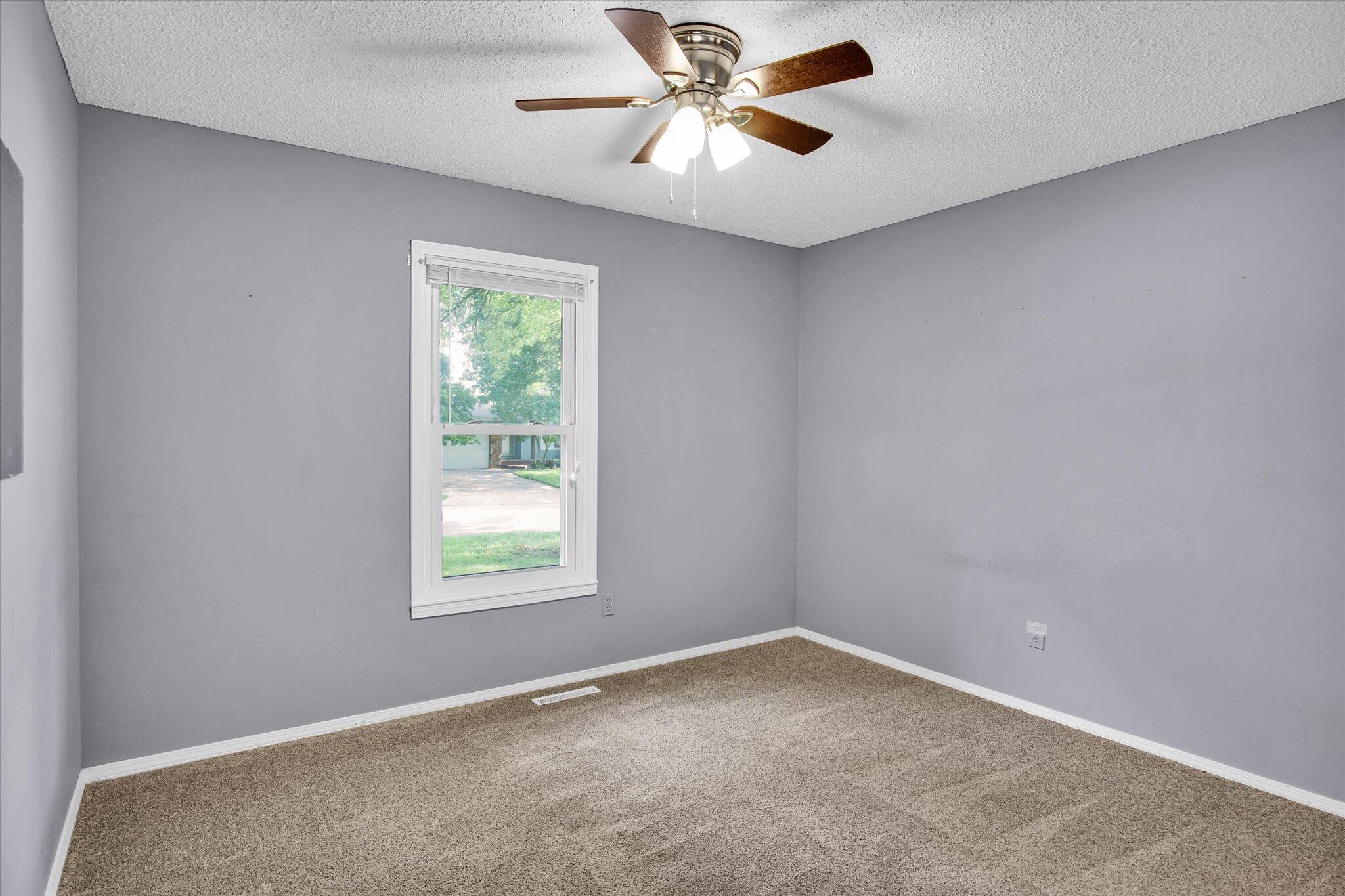 2926 East Eastwood Street Property Photo 21