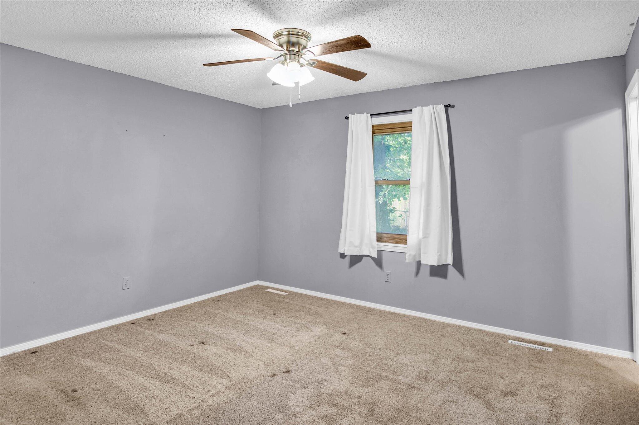 2926 East Eastwood Street Property Photo 23