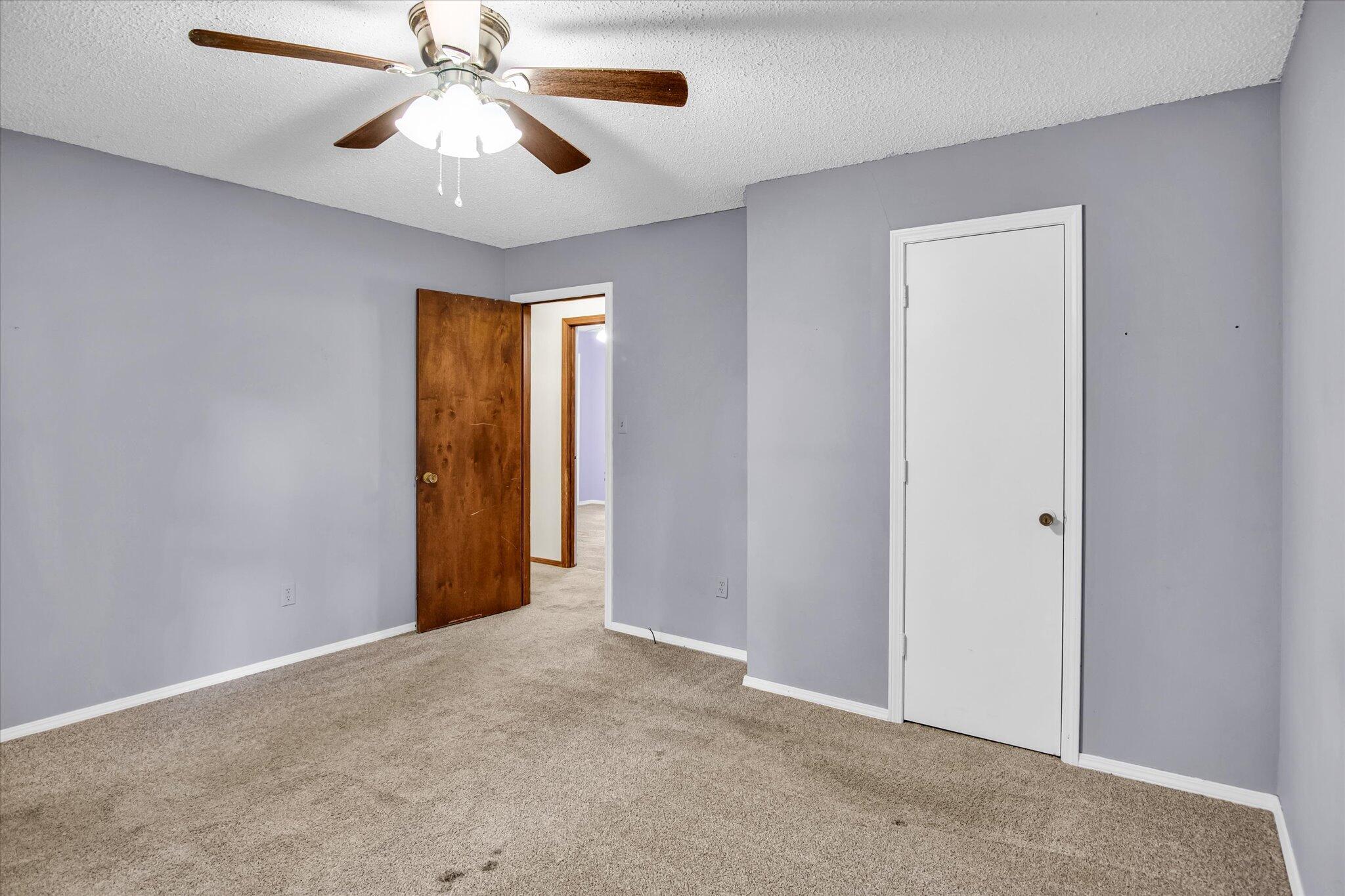 2926 East Eastwood Street Property Photo 24