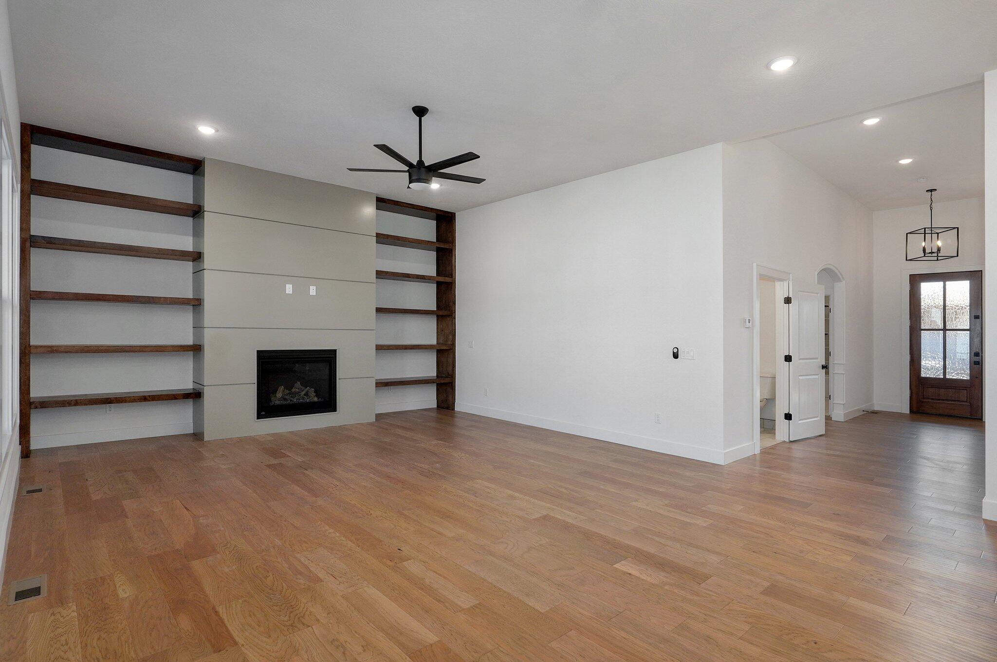 5087 East Ferdinand Court Property Photo 8