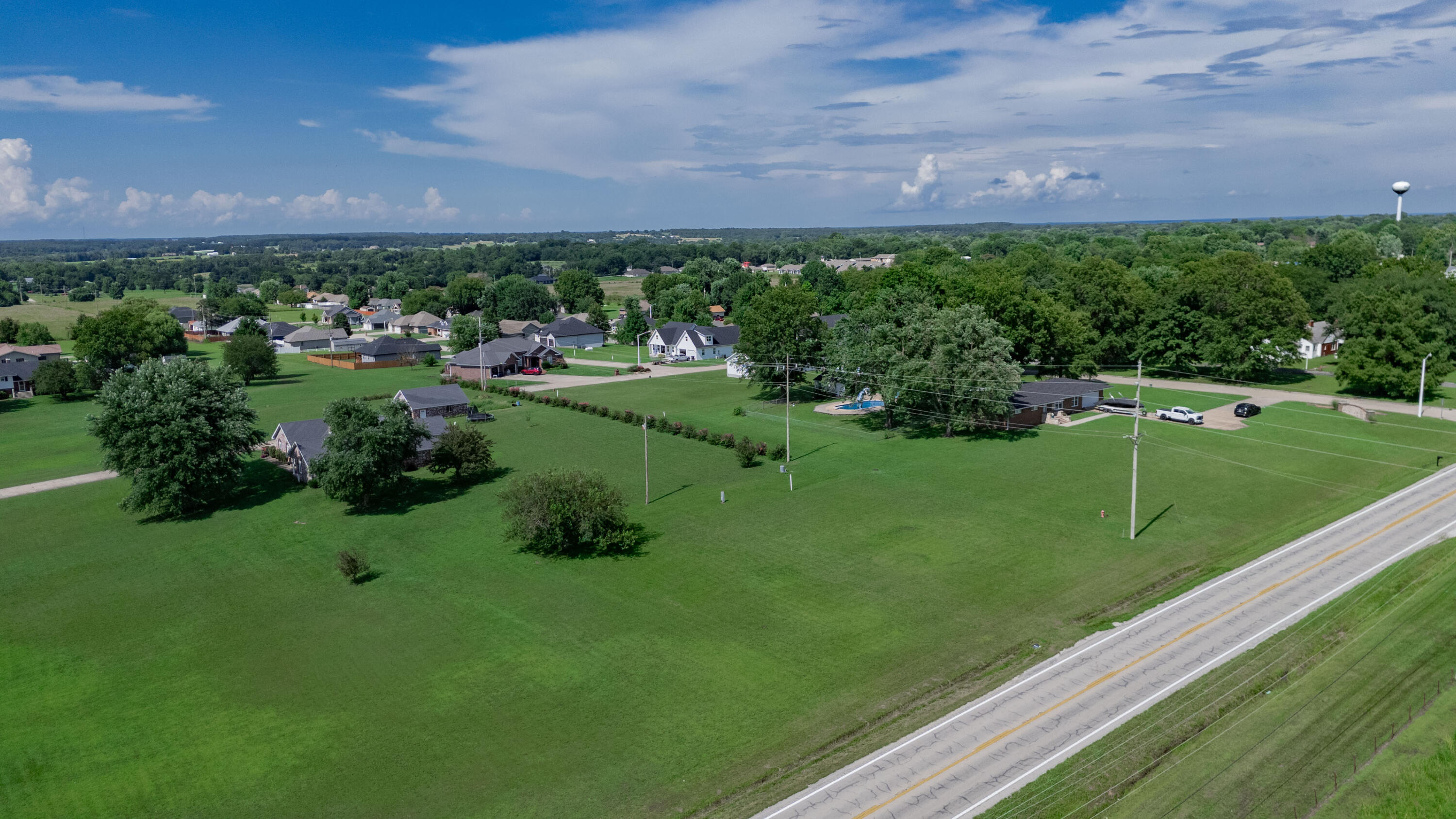000 East Highway 32 Property Photo 3