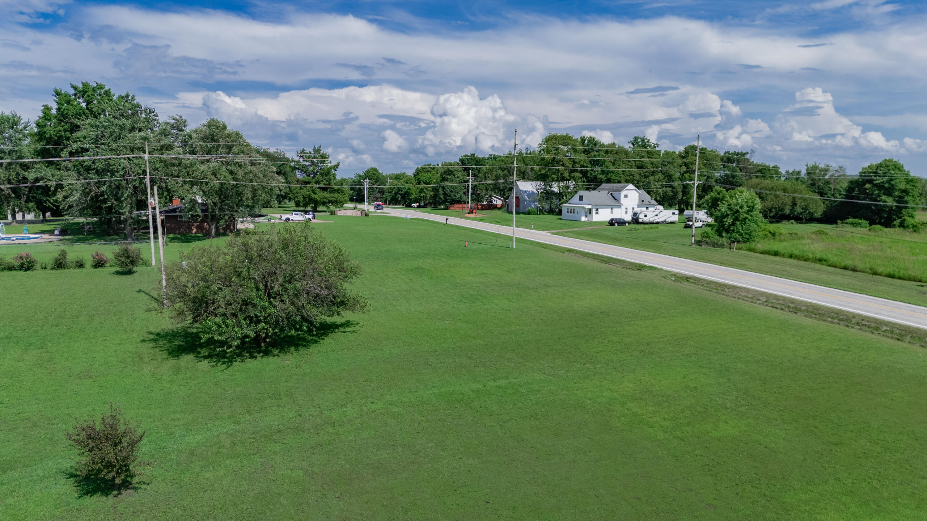 000 East Highway 32 Property Photo 8