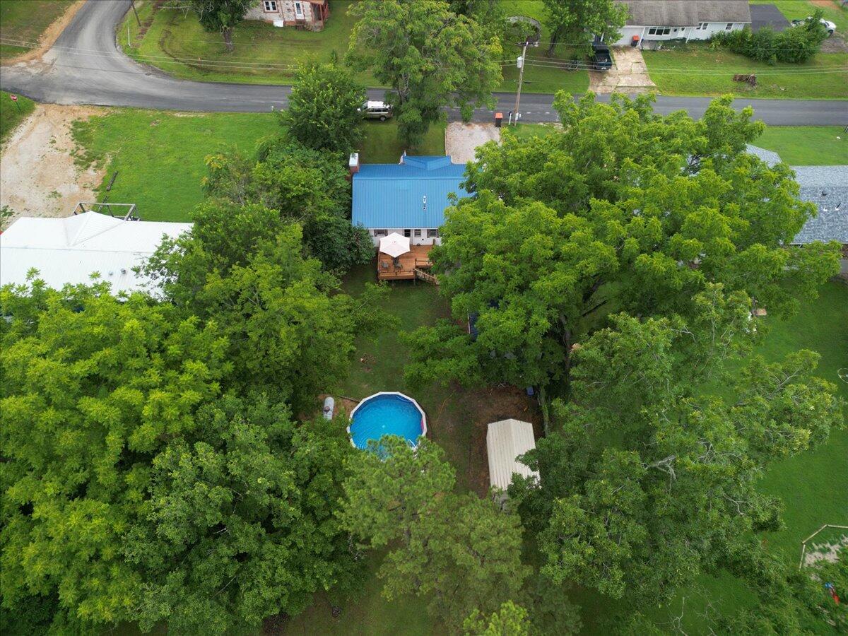 403 Barton Street Property Photo 26