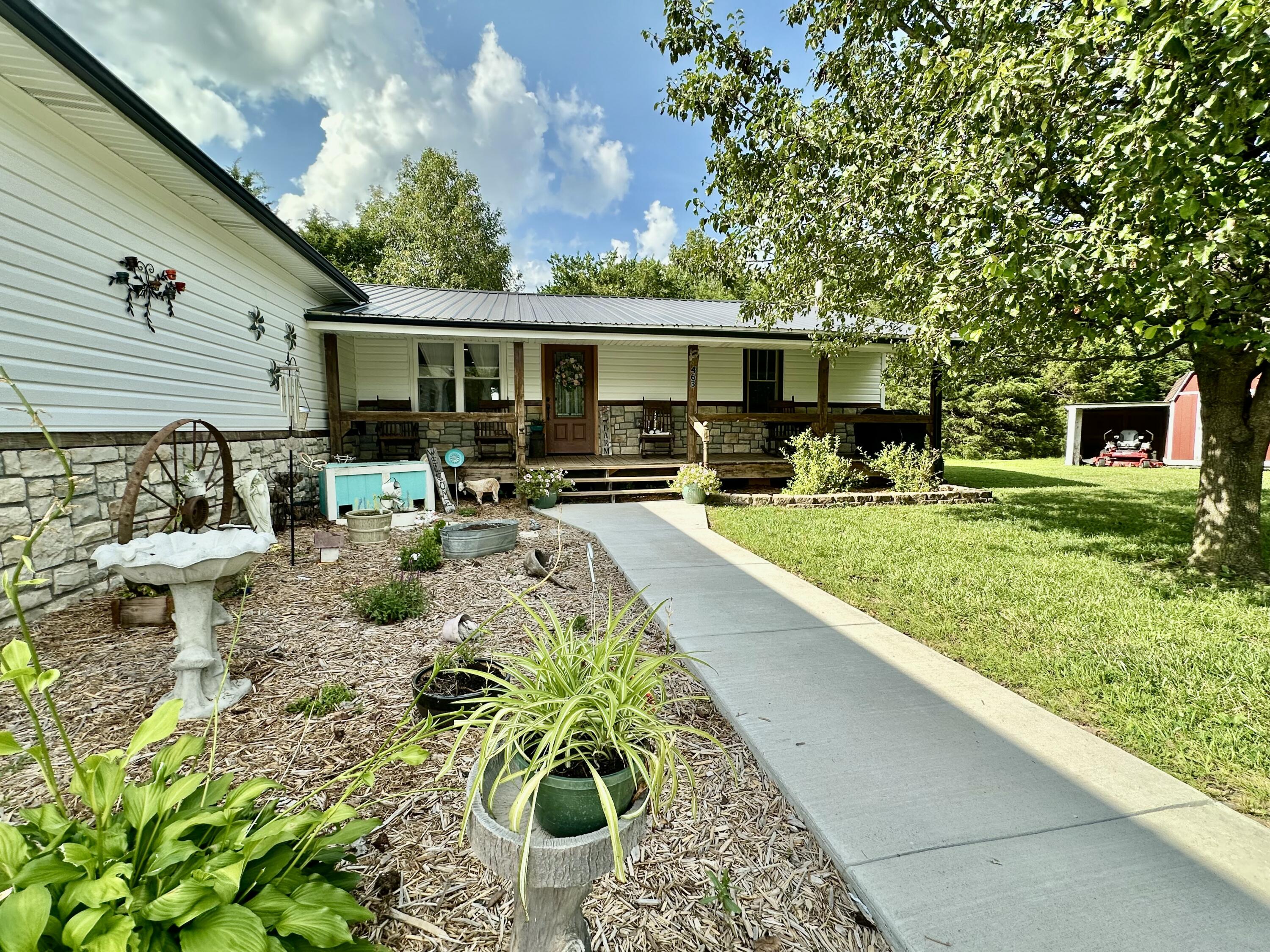 463 Redbird Drive Property Photo 1