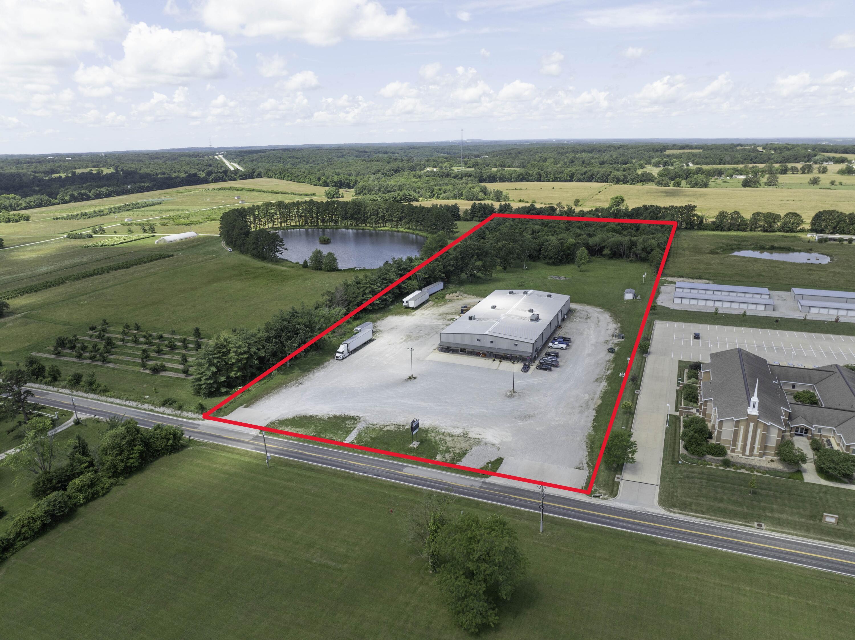 3099 Highway 95 Property Photo 1