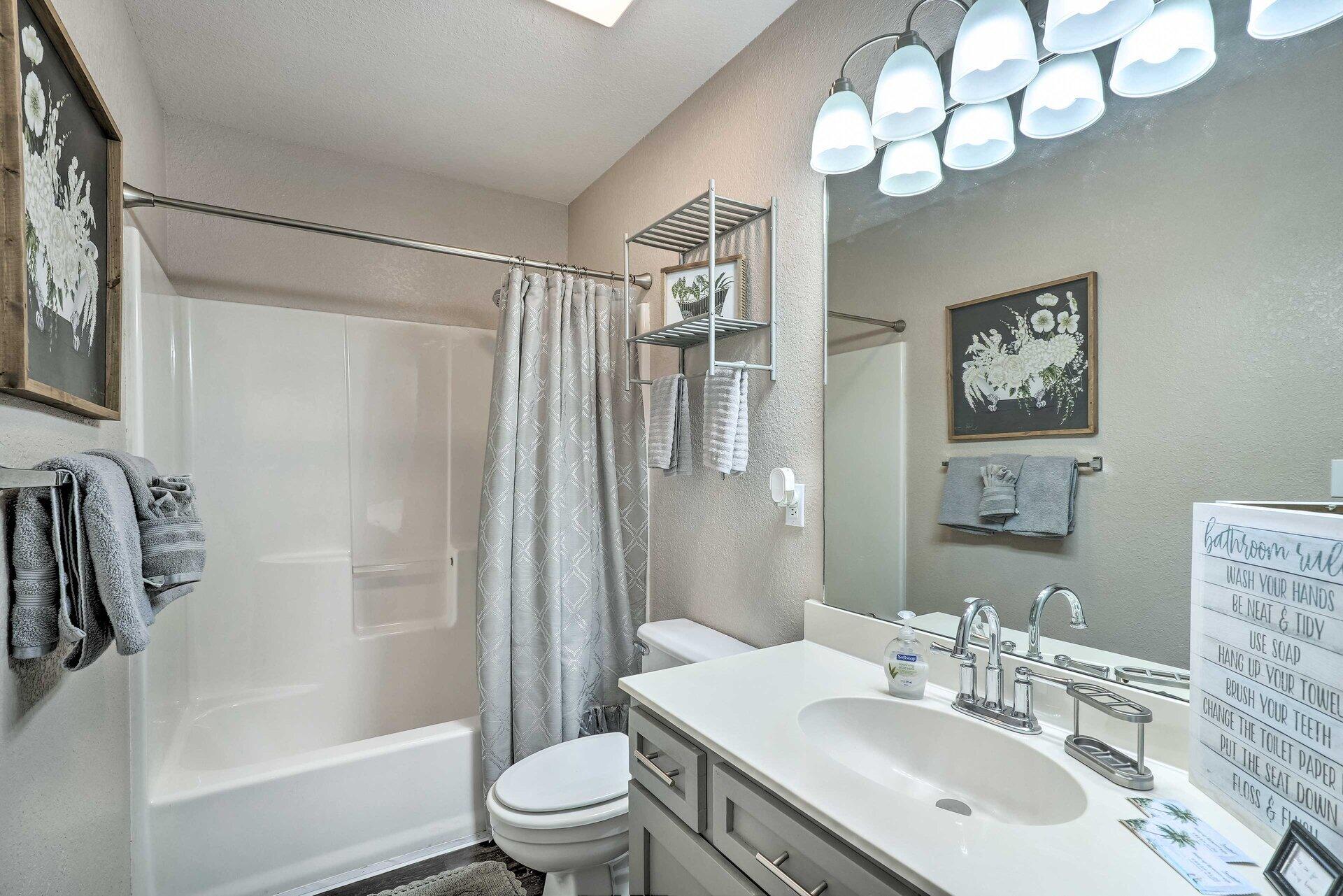 2700 Green Mountain Drive Property Photo 18