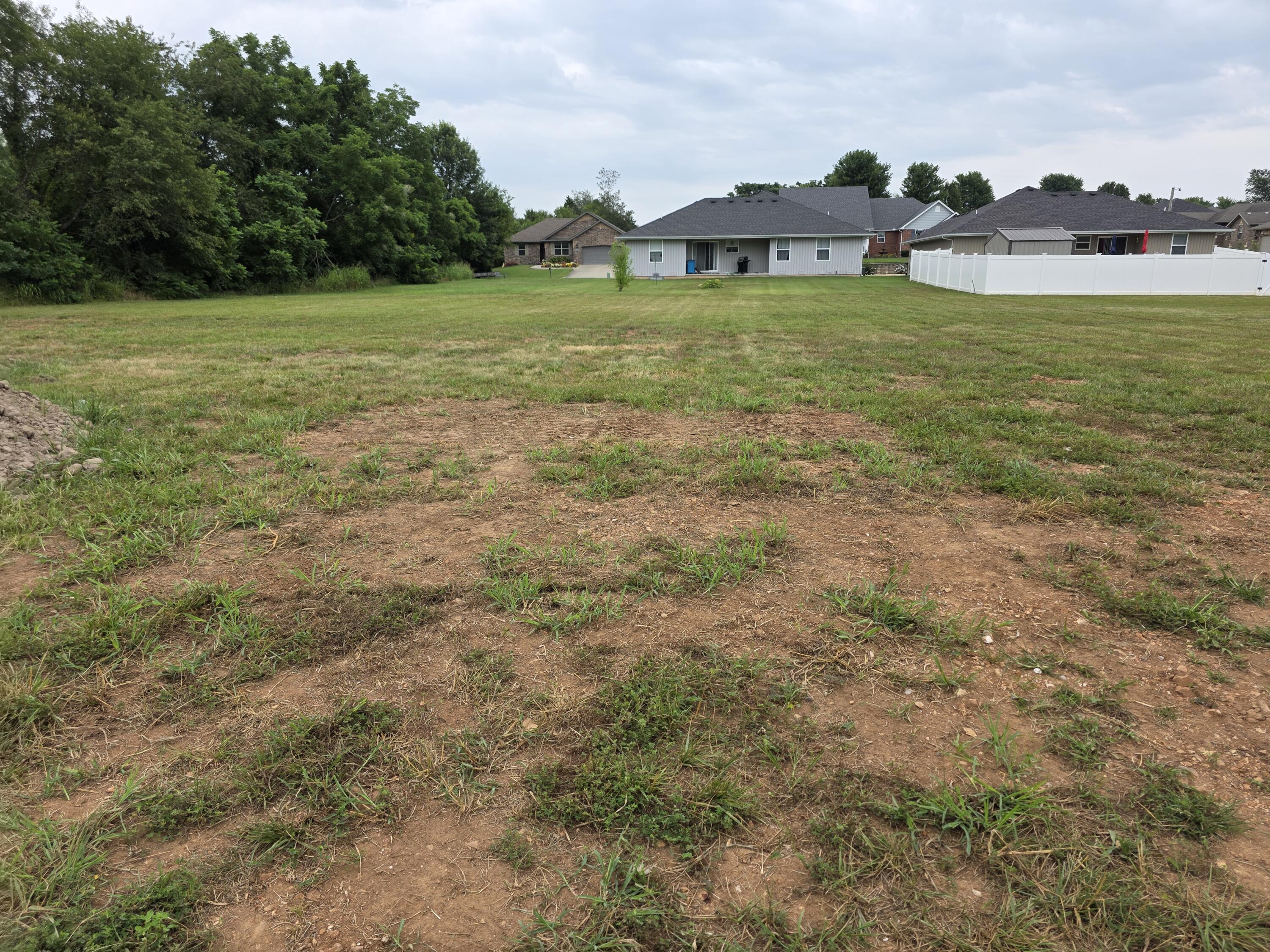1645 Ridgemont Avenue Property Photo 1