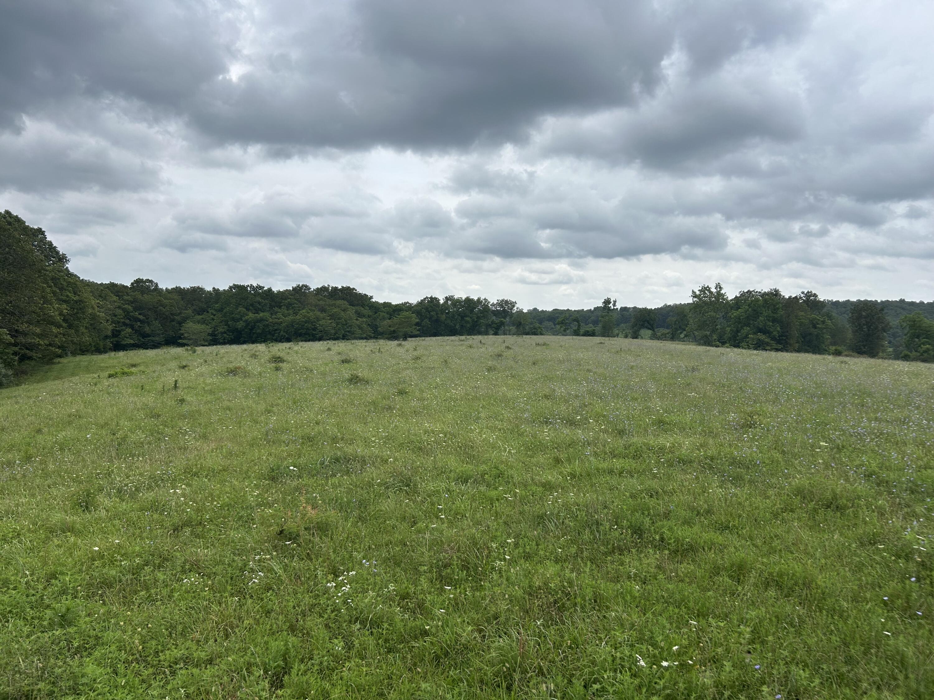 000 East Highway 14 Private Drive Property Photo 10